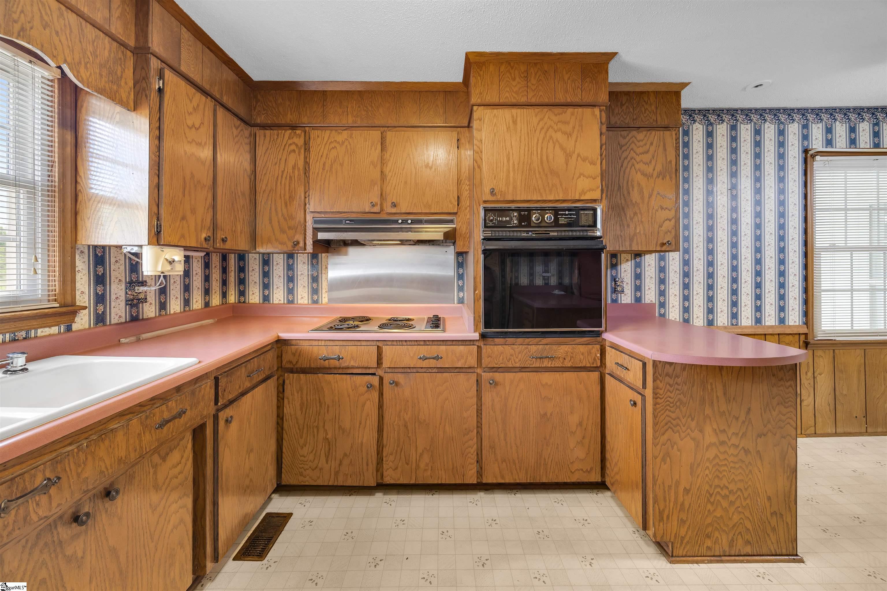 631 Riveroak Circle