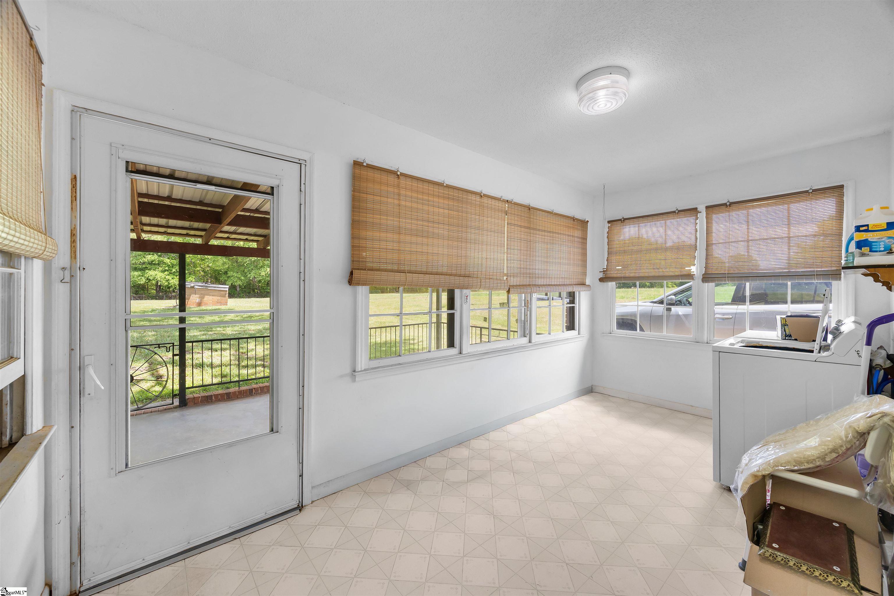 631 Riveroak Circle
