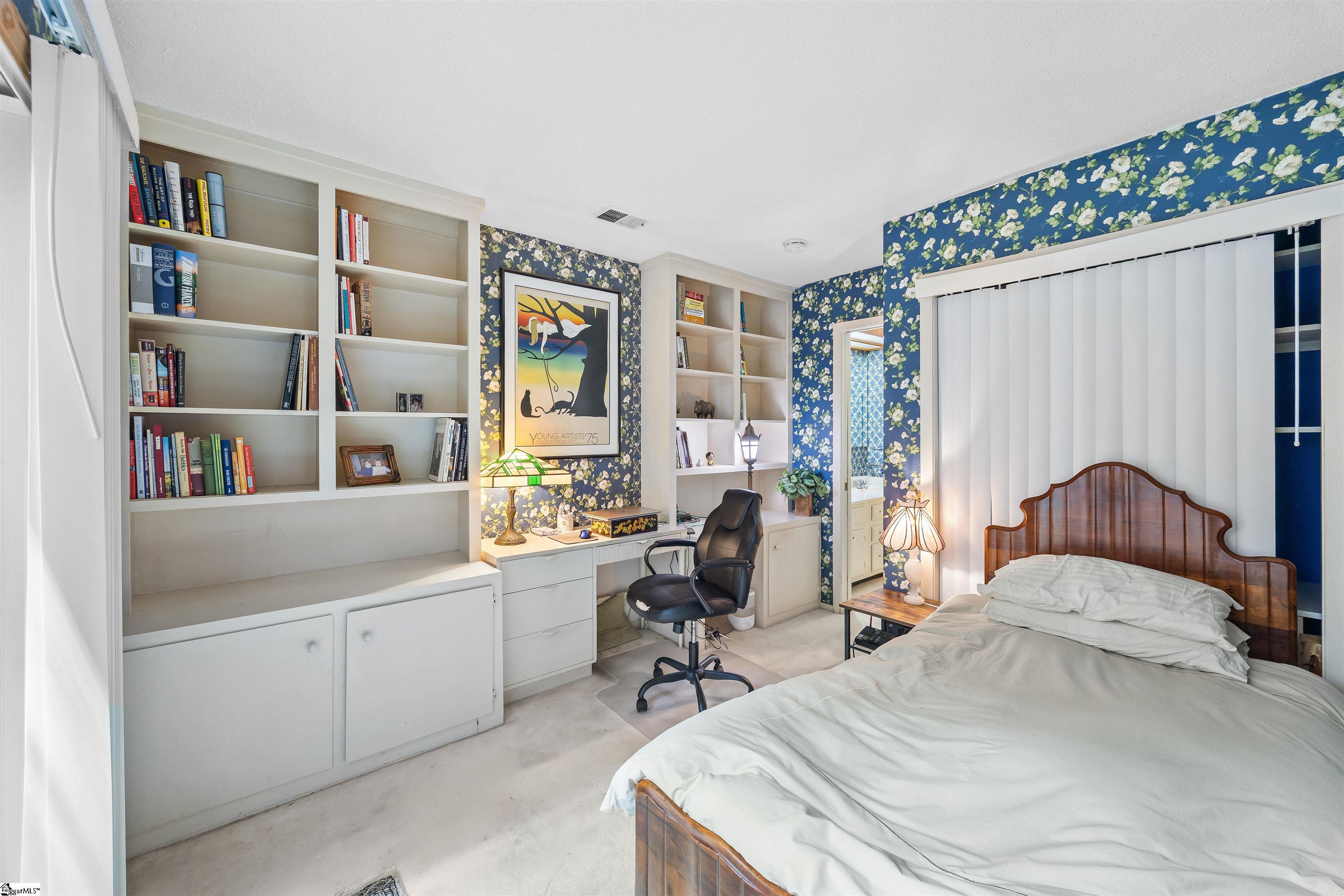 135 Ingleoak Lane