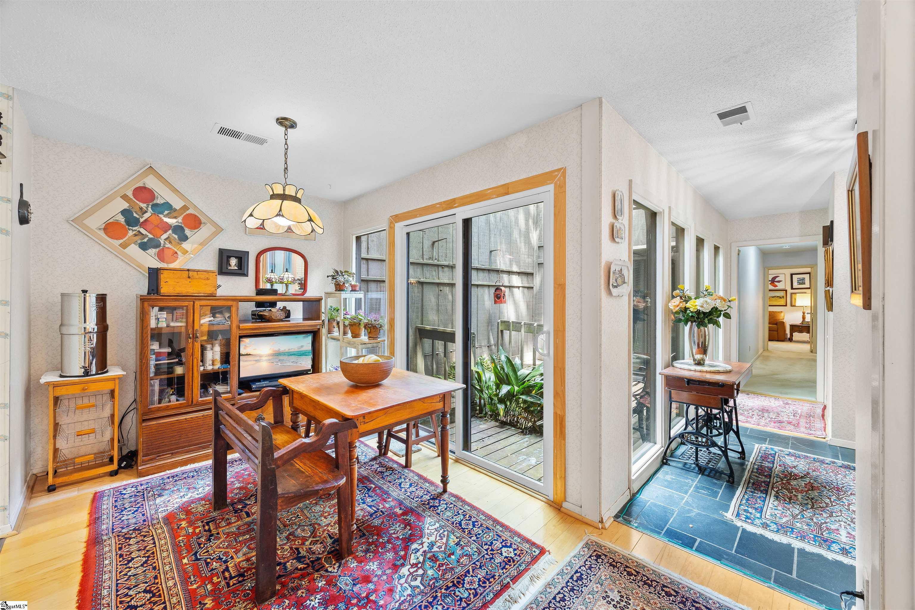 135 Ingleoak Lane