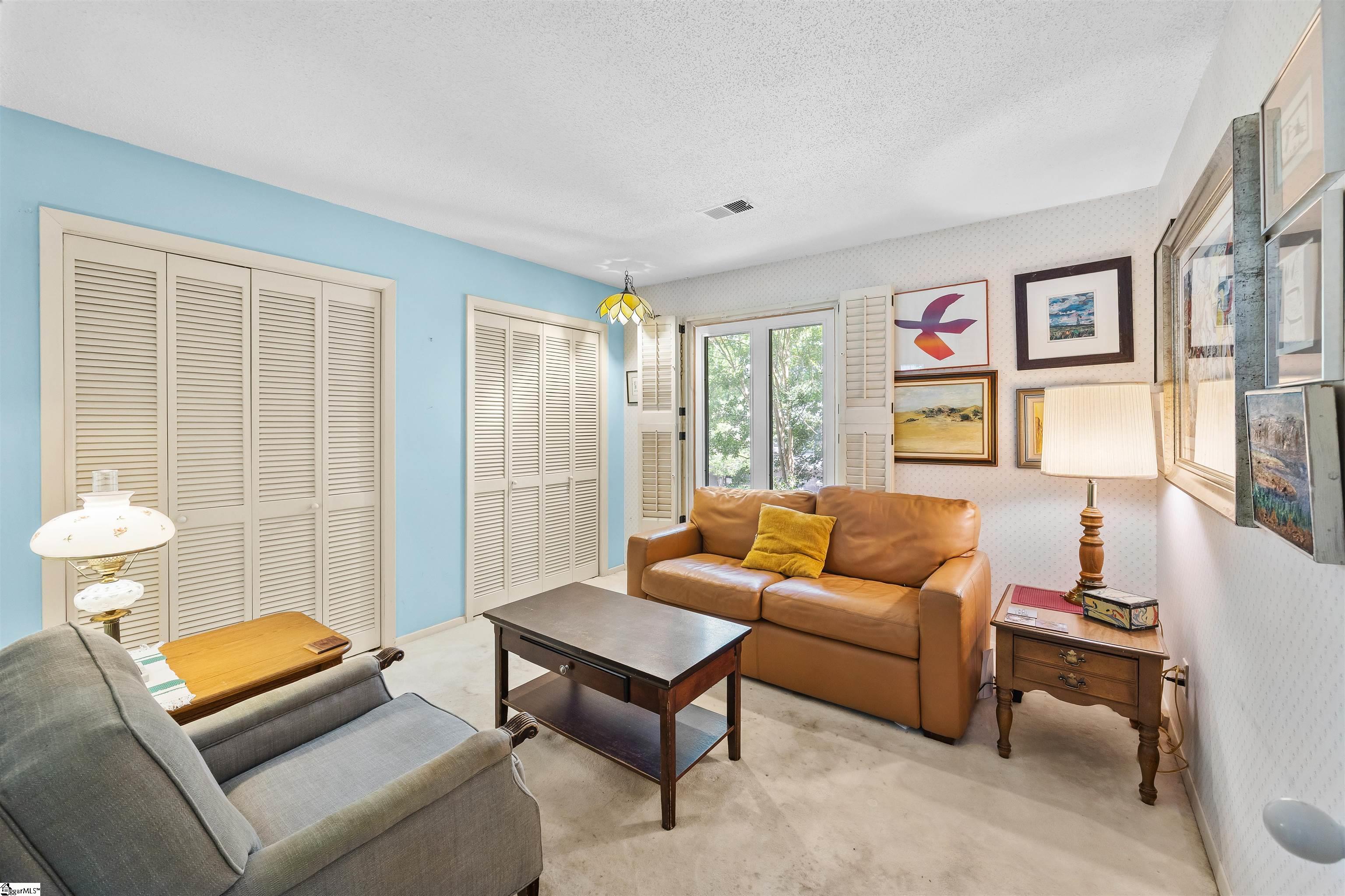 135 Ingleoak Lane