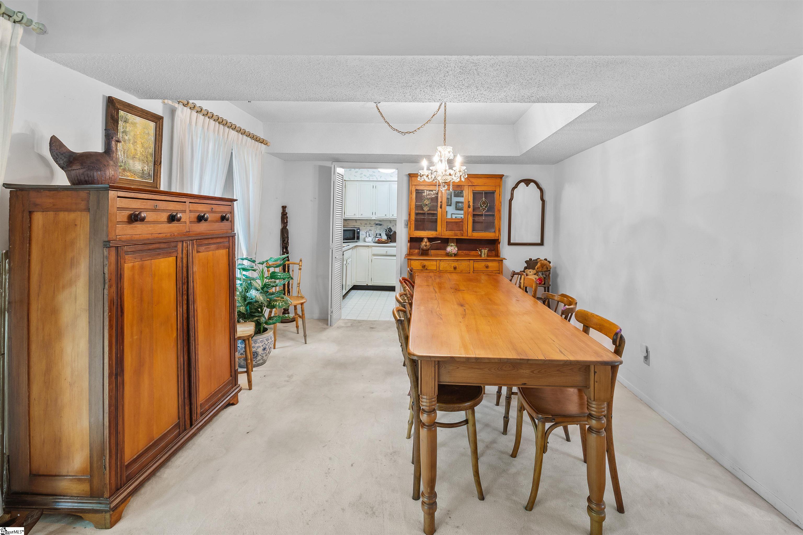 135 Ingleoak Lane