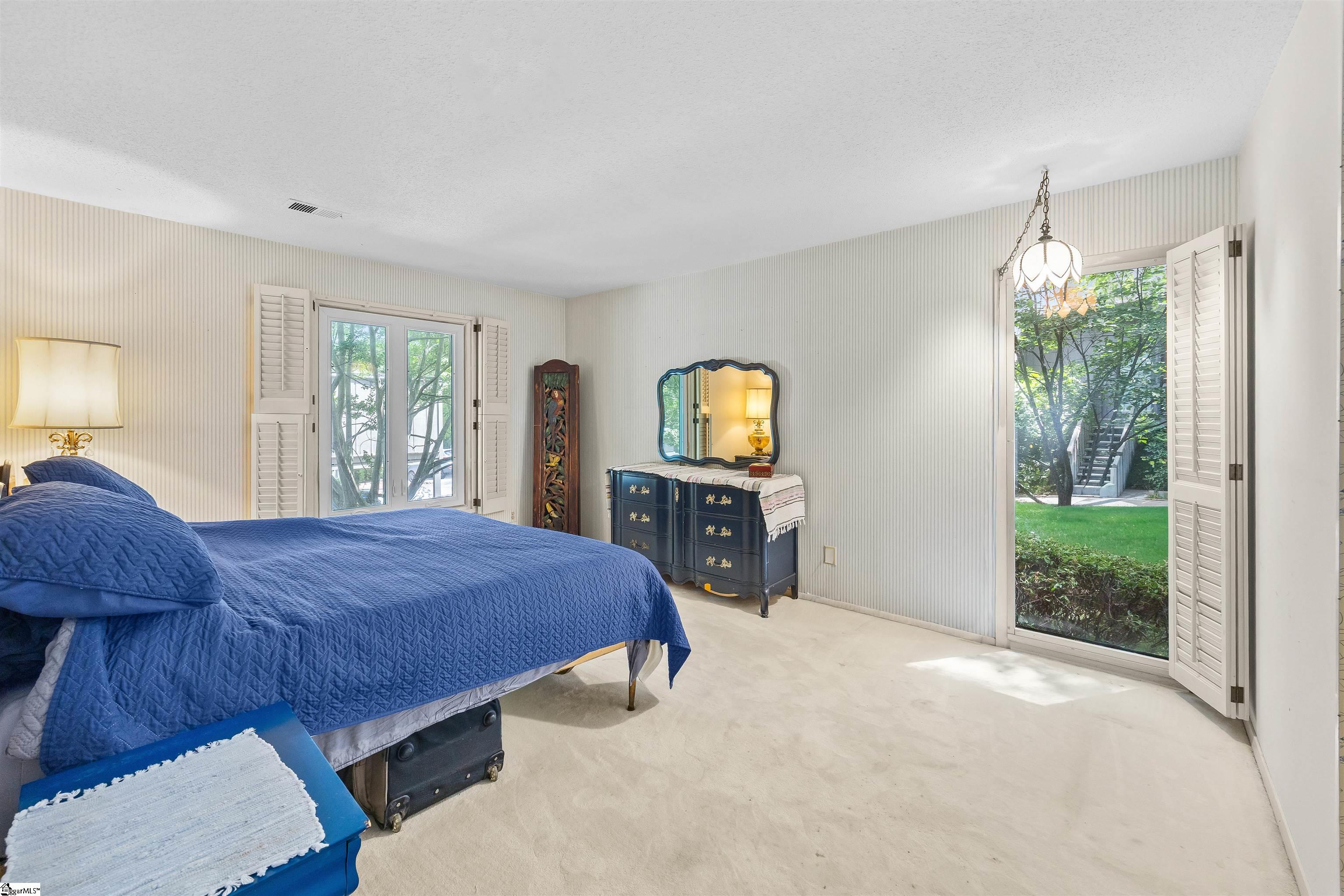 135 Ingleoak Lane
