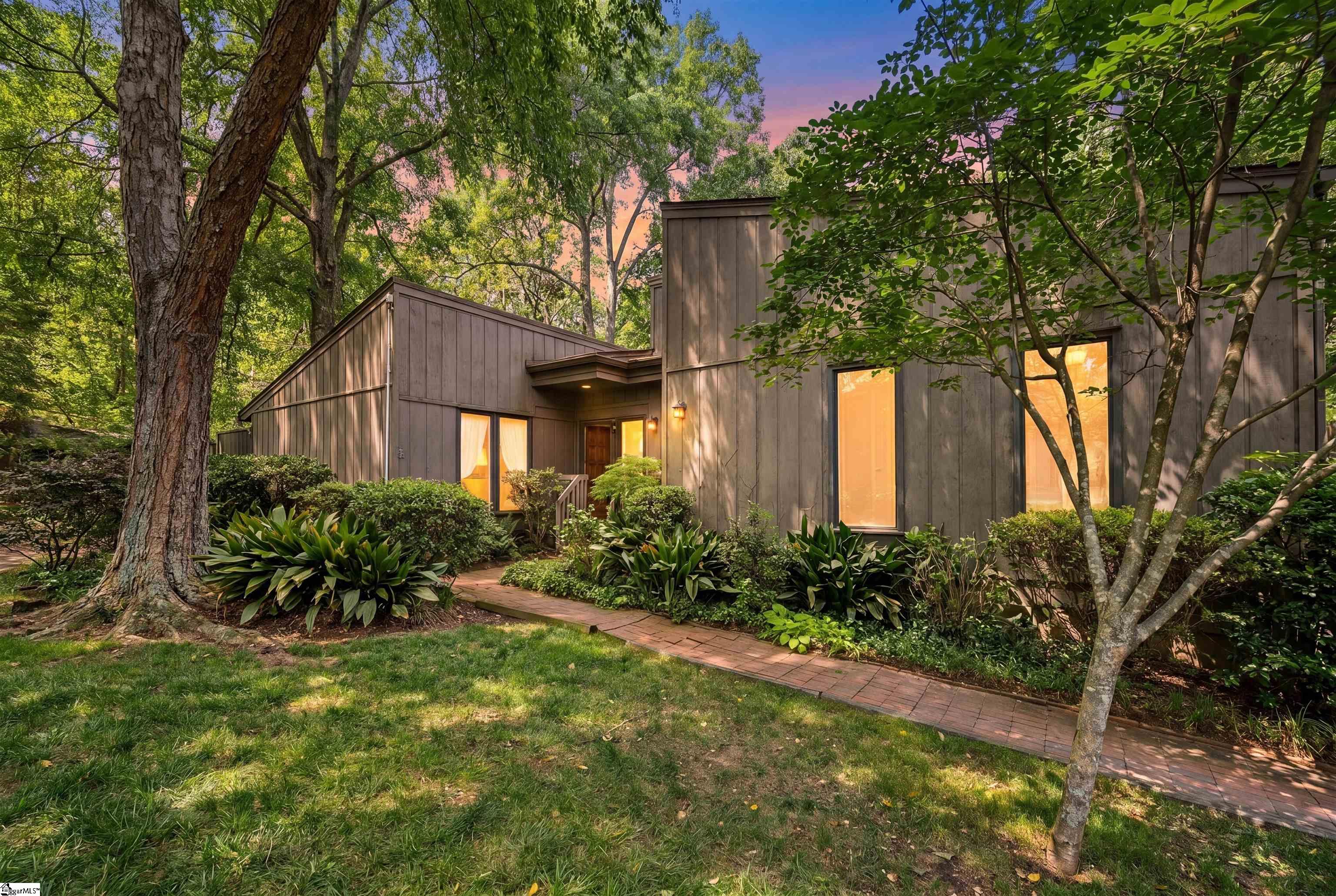 135 Ingleoak Lane