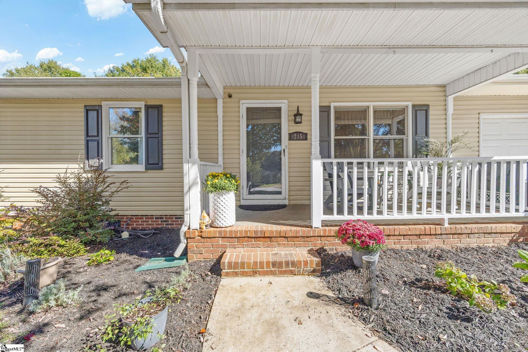215 Yamasee Court