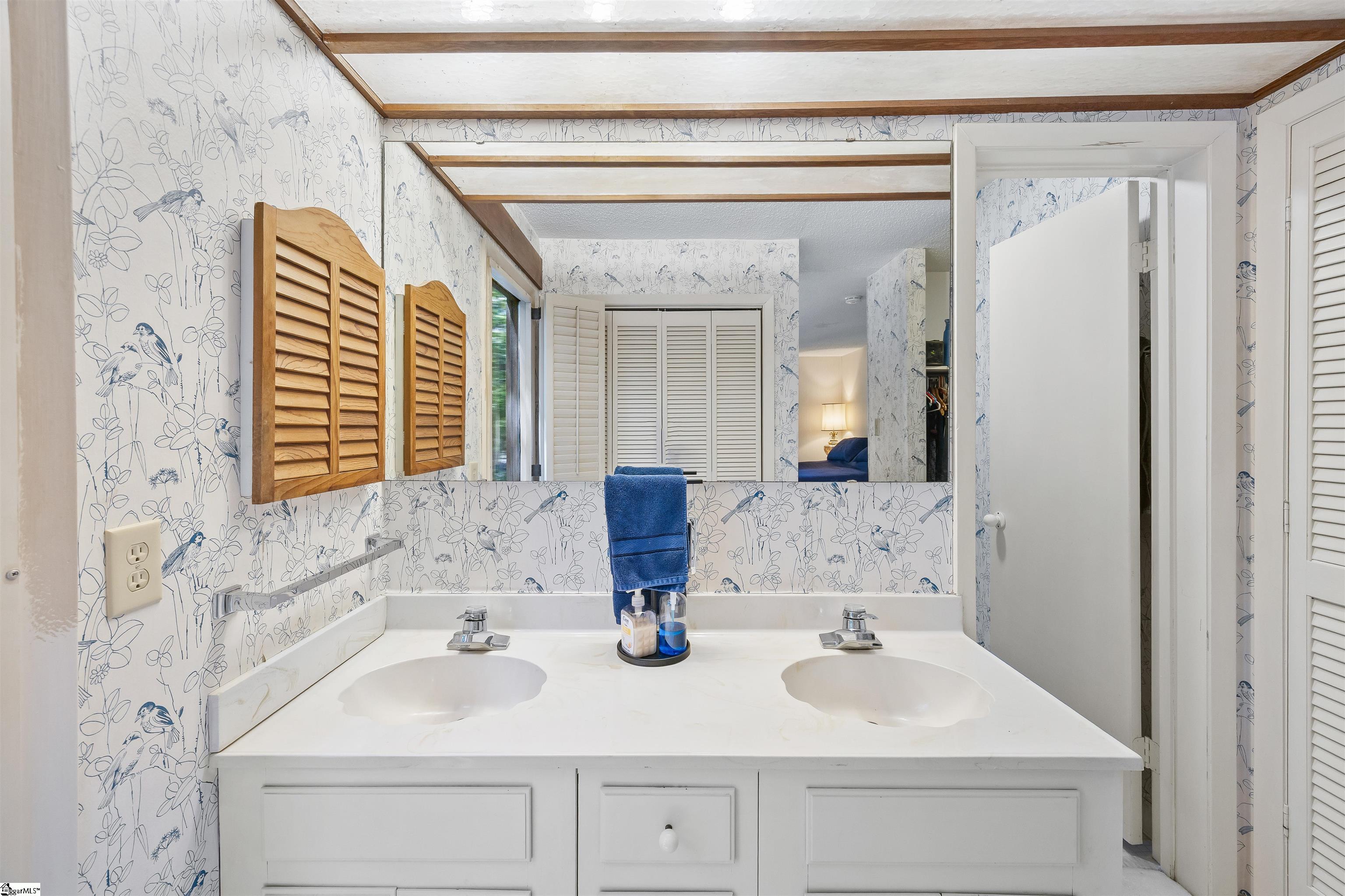 135 Ingleoak Lane