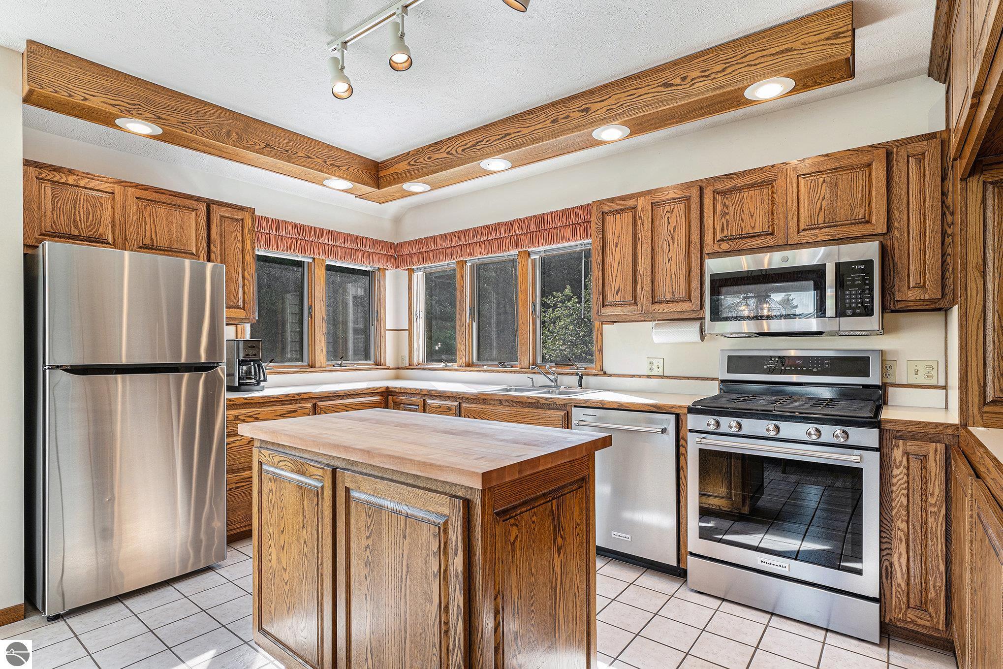 3481 S Schomberg Road