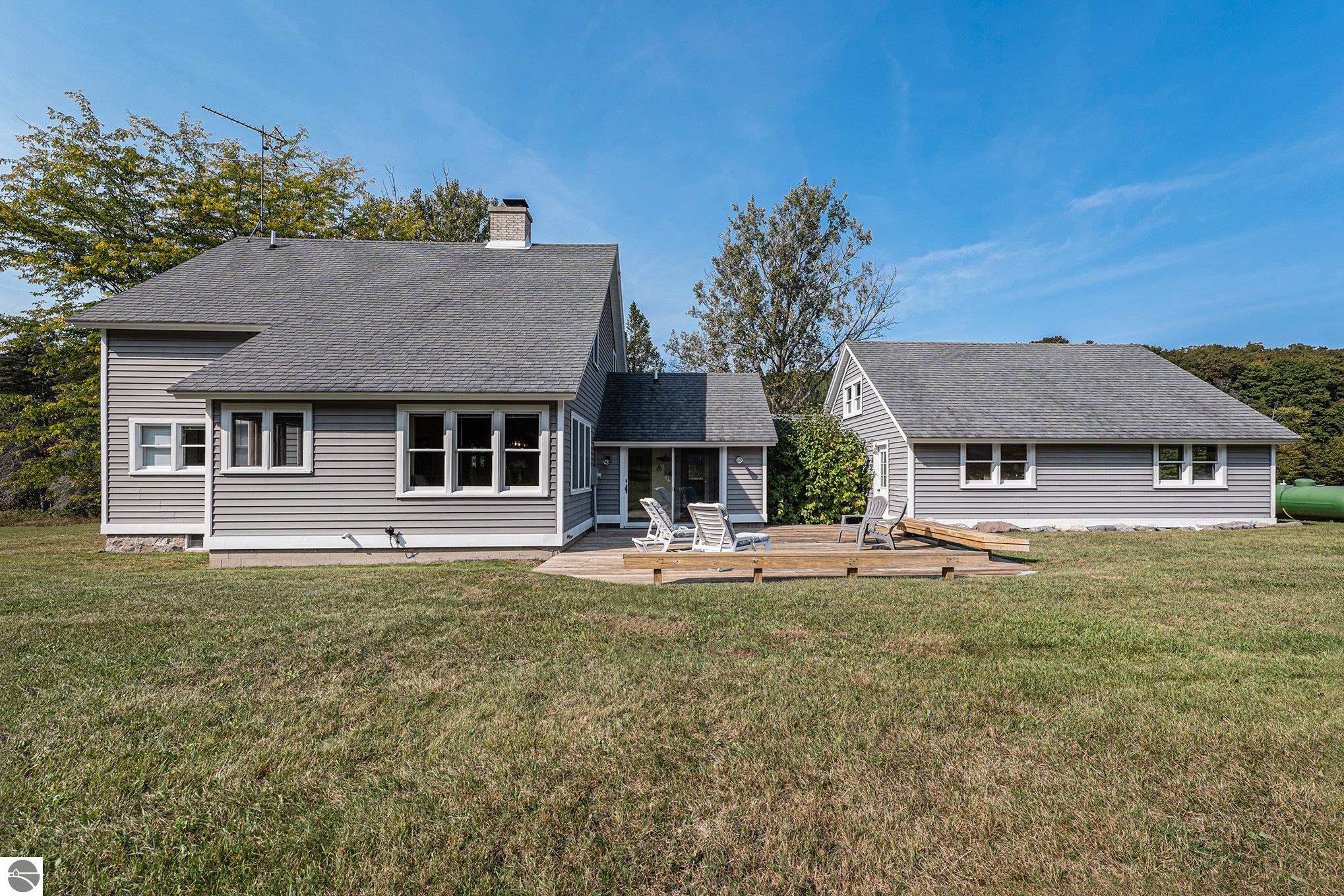 3481 S Schomberg Road