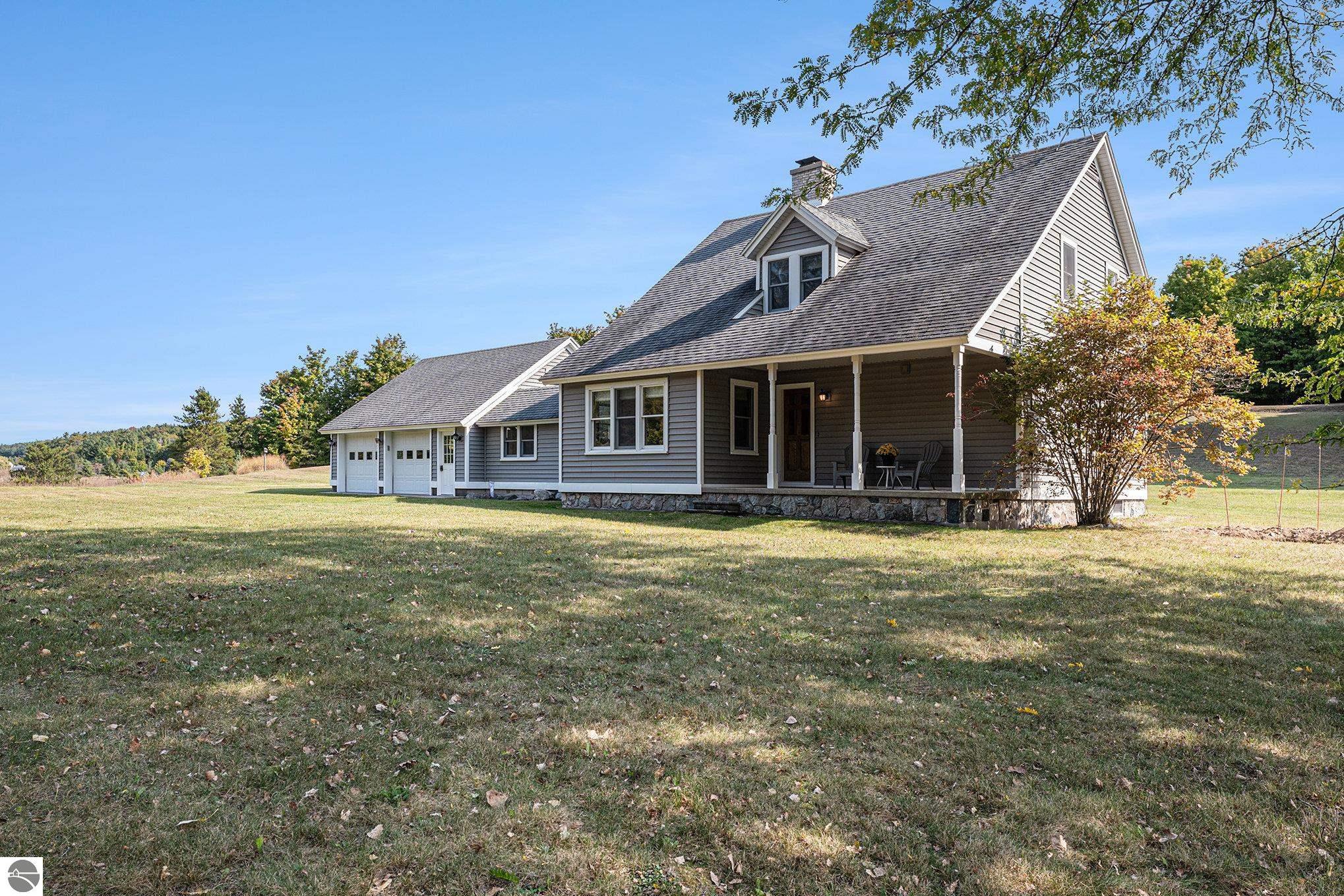 3481 S Schomberg Road