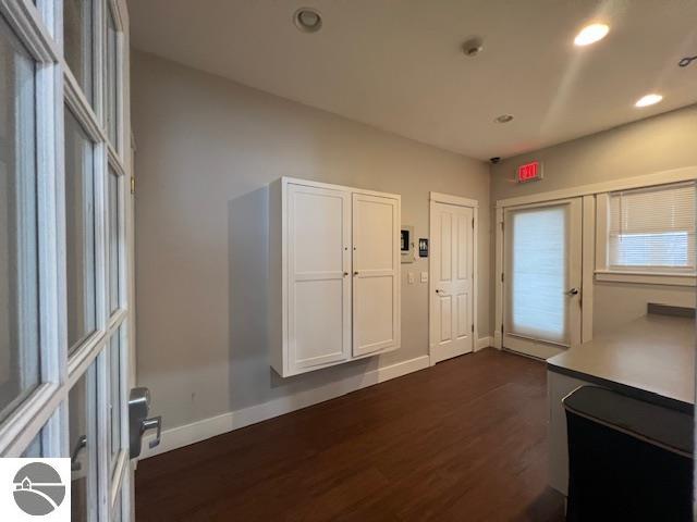 300 S Grand Avenue