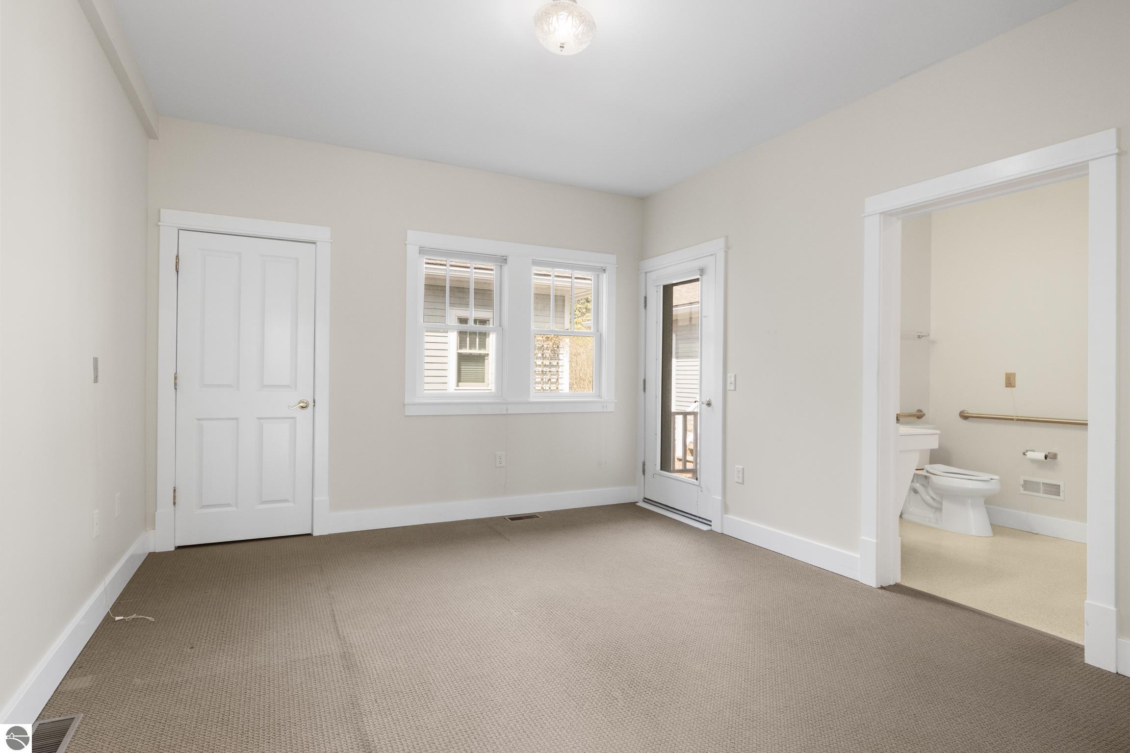300 S Grand Avenue
