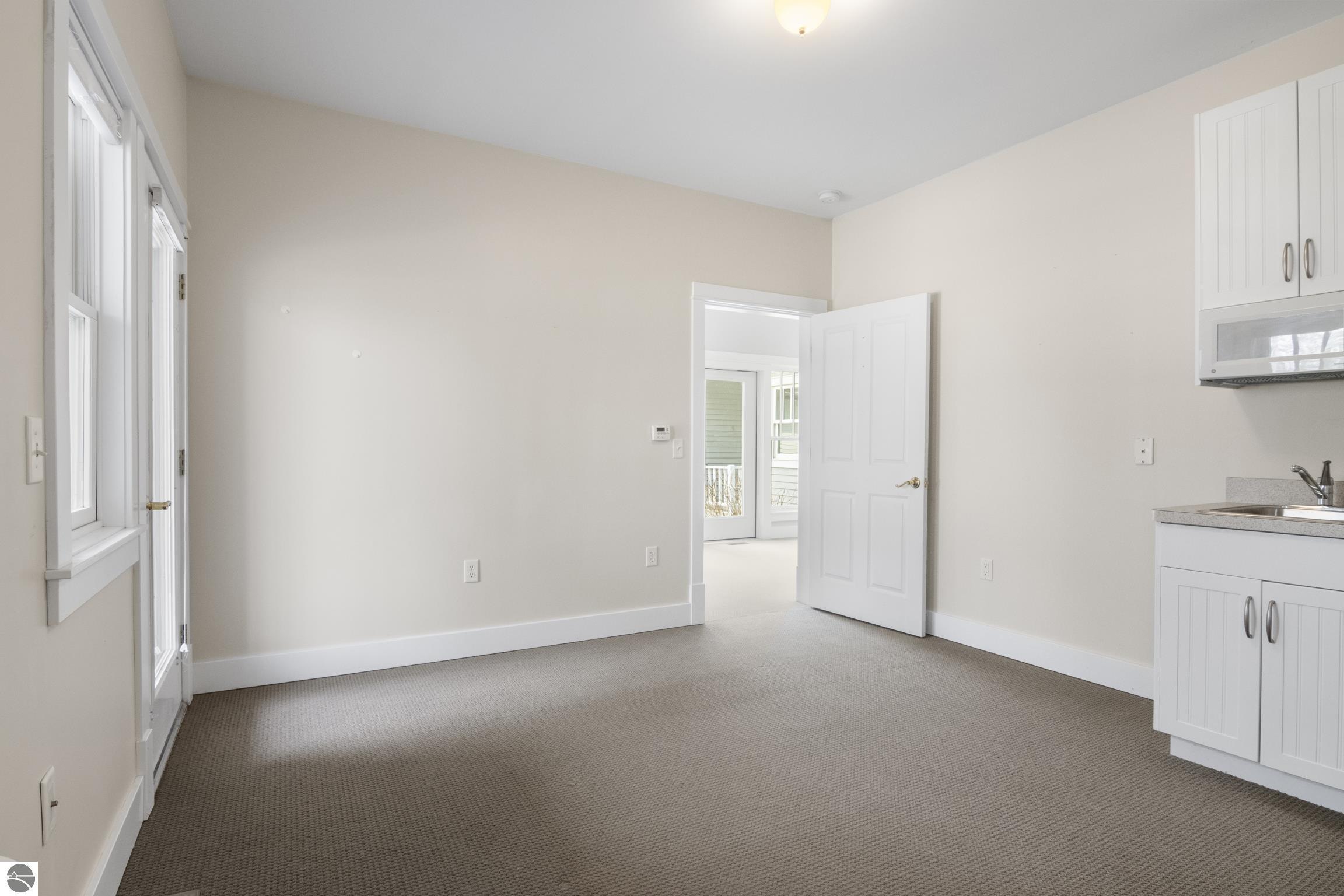 300 S Grand Avenue
