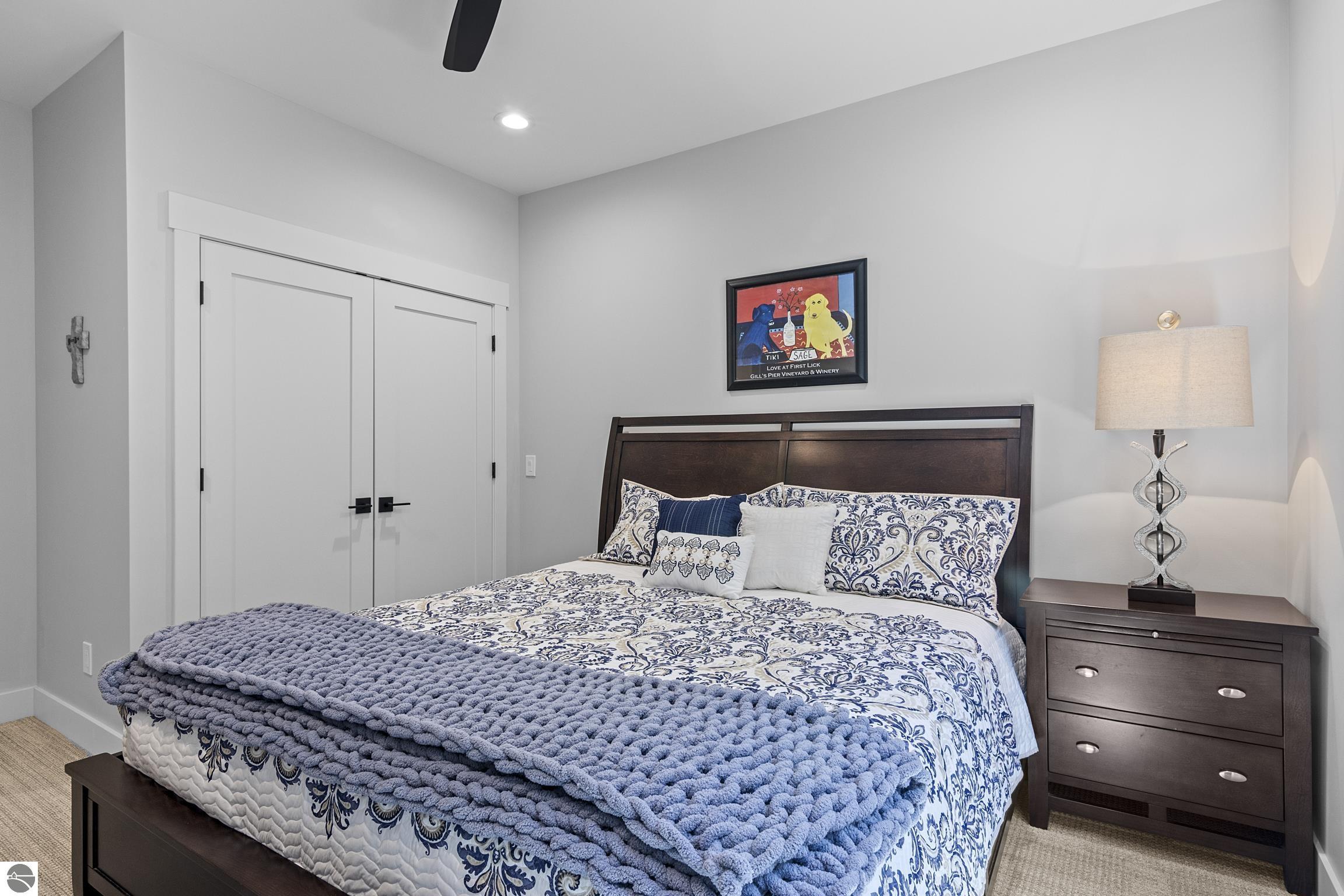 9248 SW Bay Shore Drive