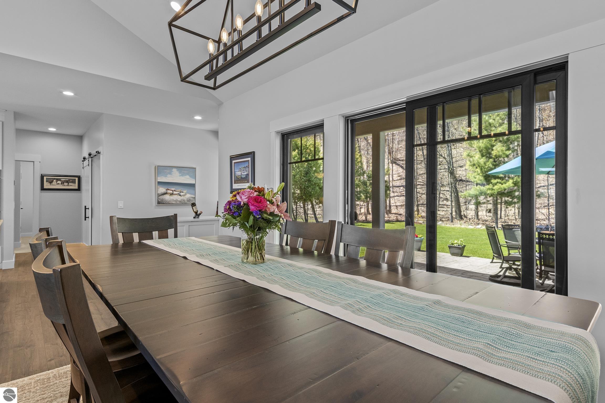 9248 SW Bay Shore Drive