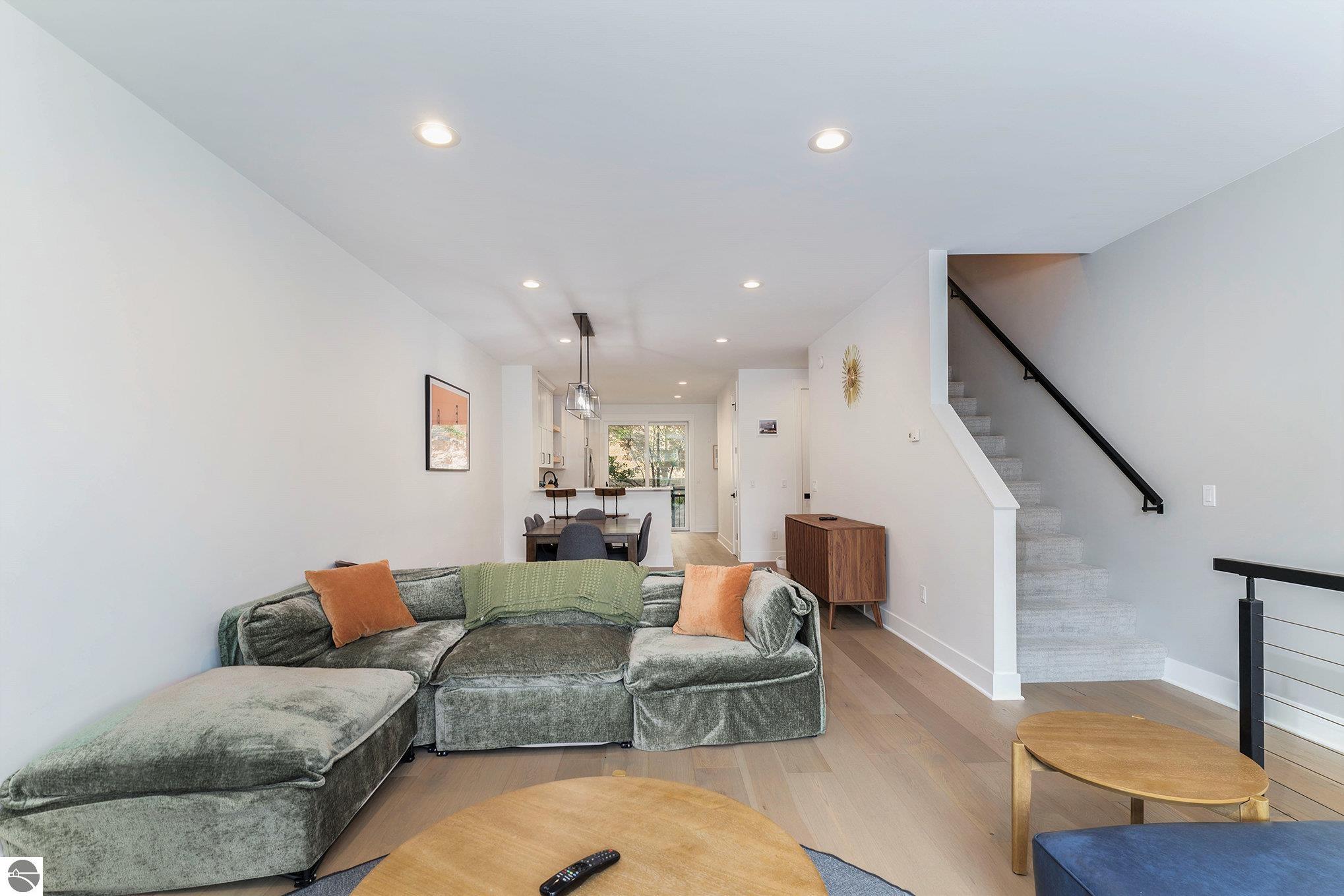 206 Boardman Avenue