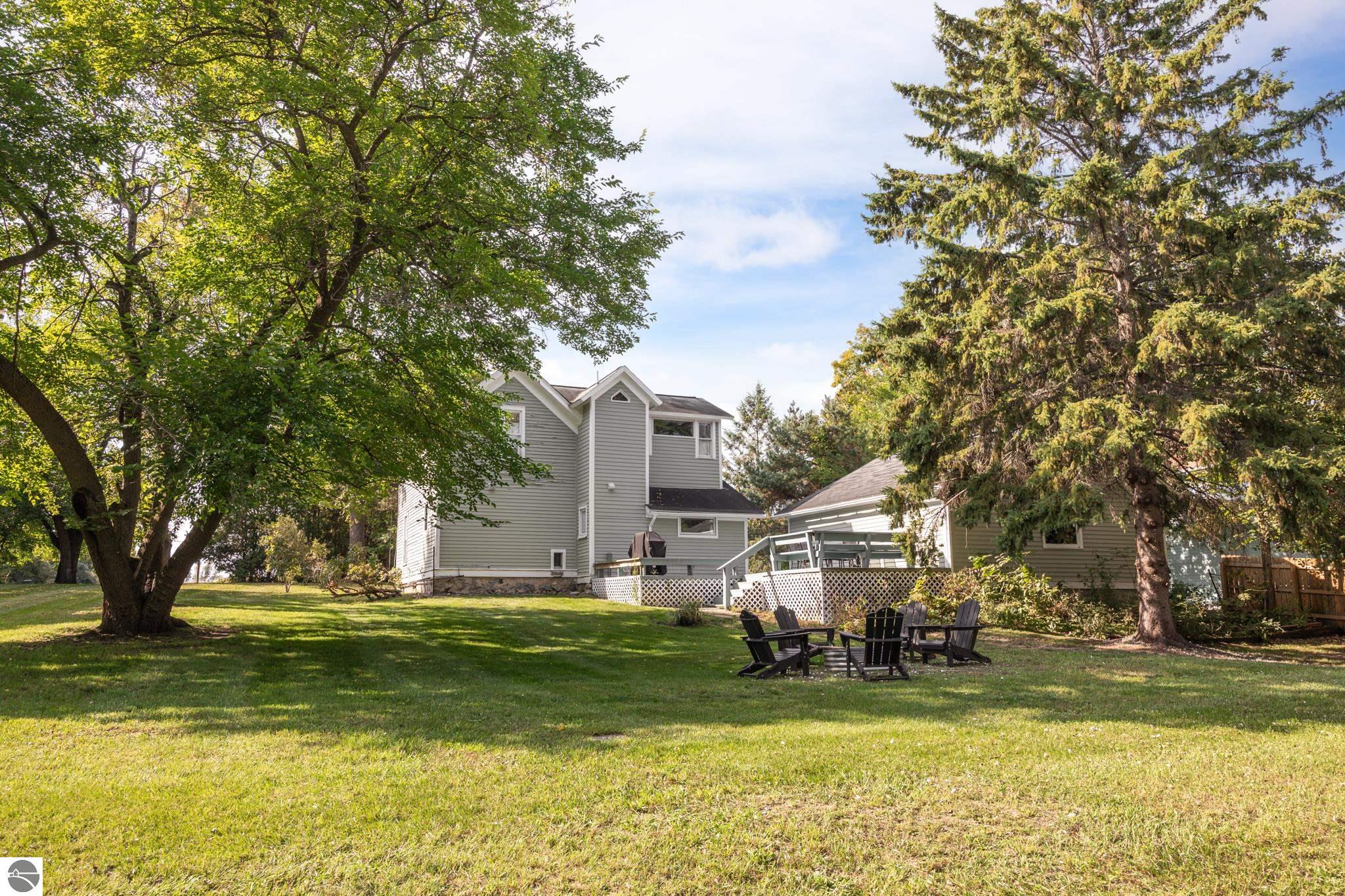 3509 S Center Highway