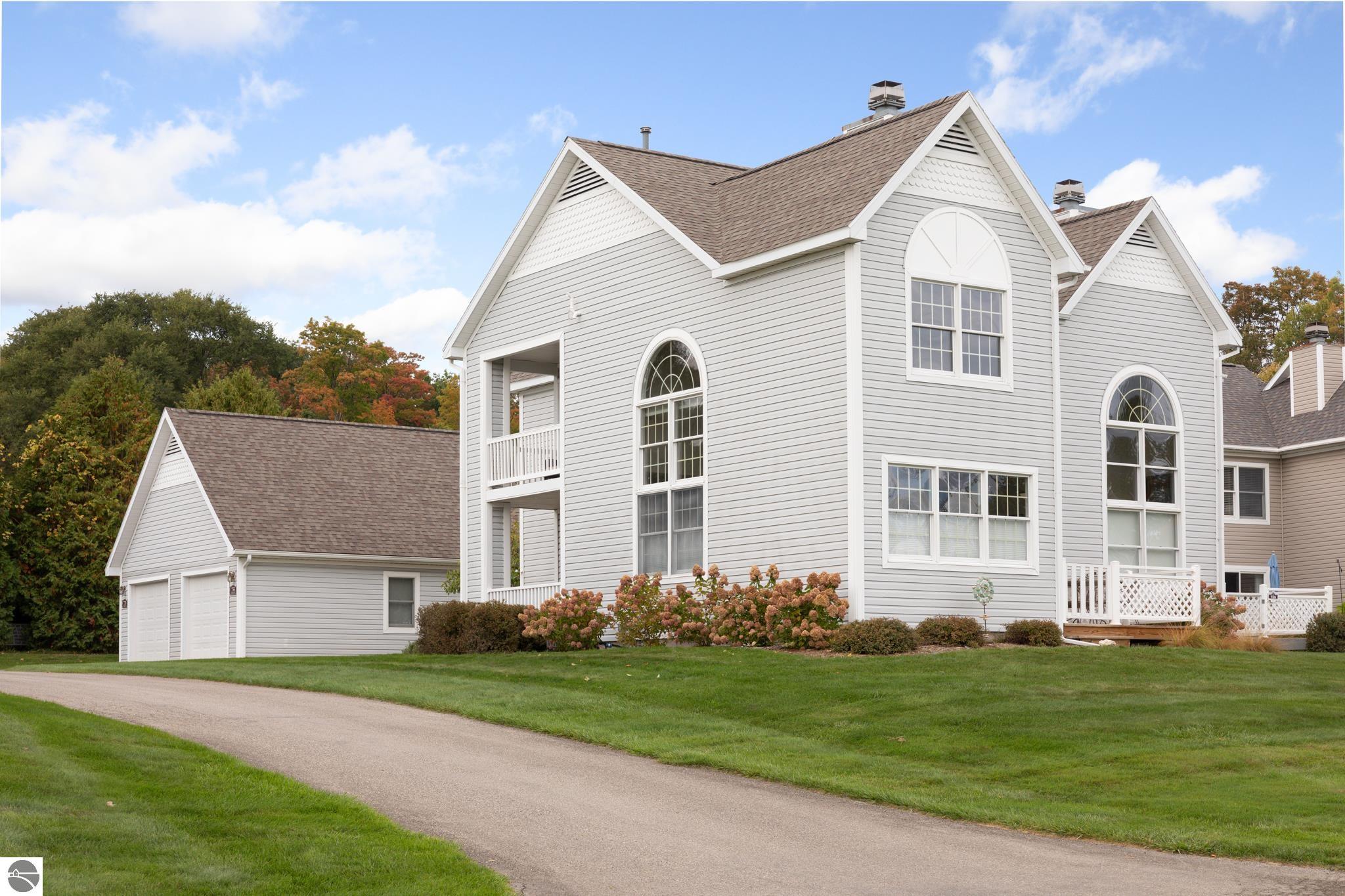 755 N Deer Path Trail