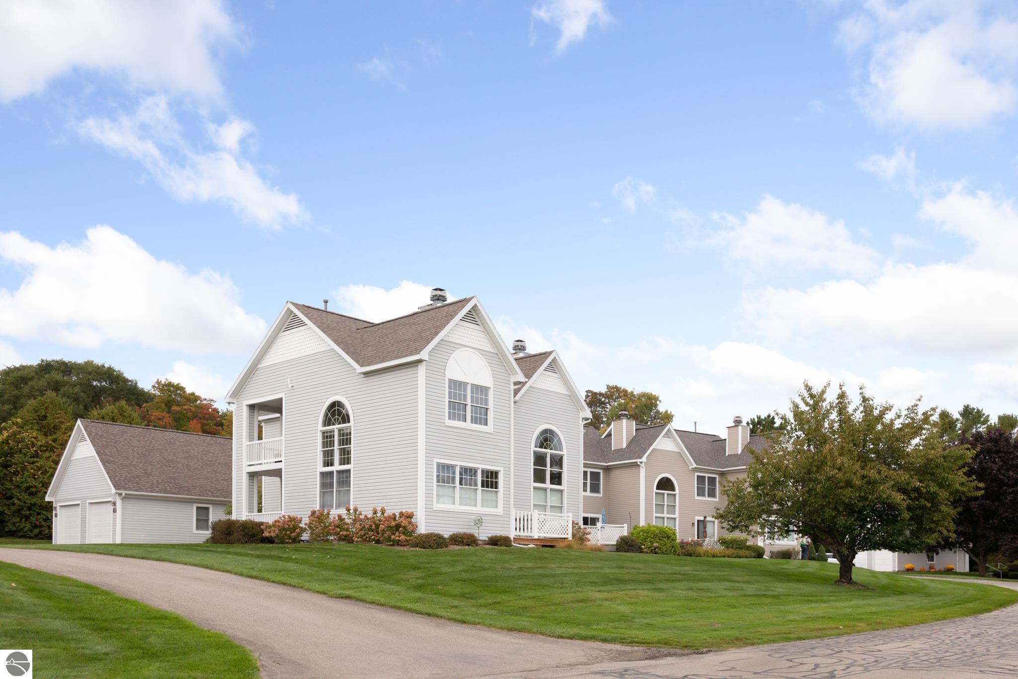 755 N Deer Path Trail
