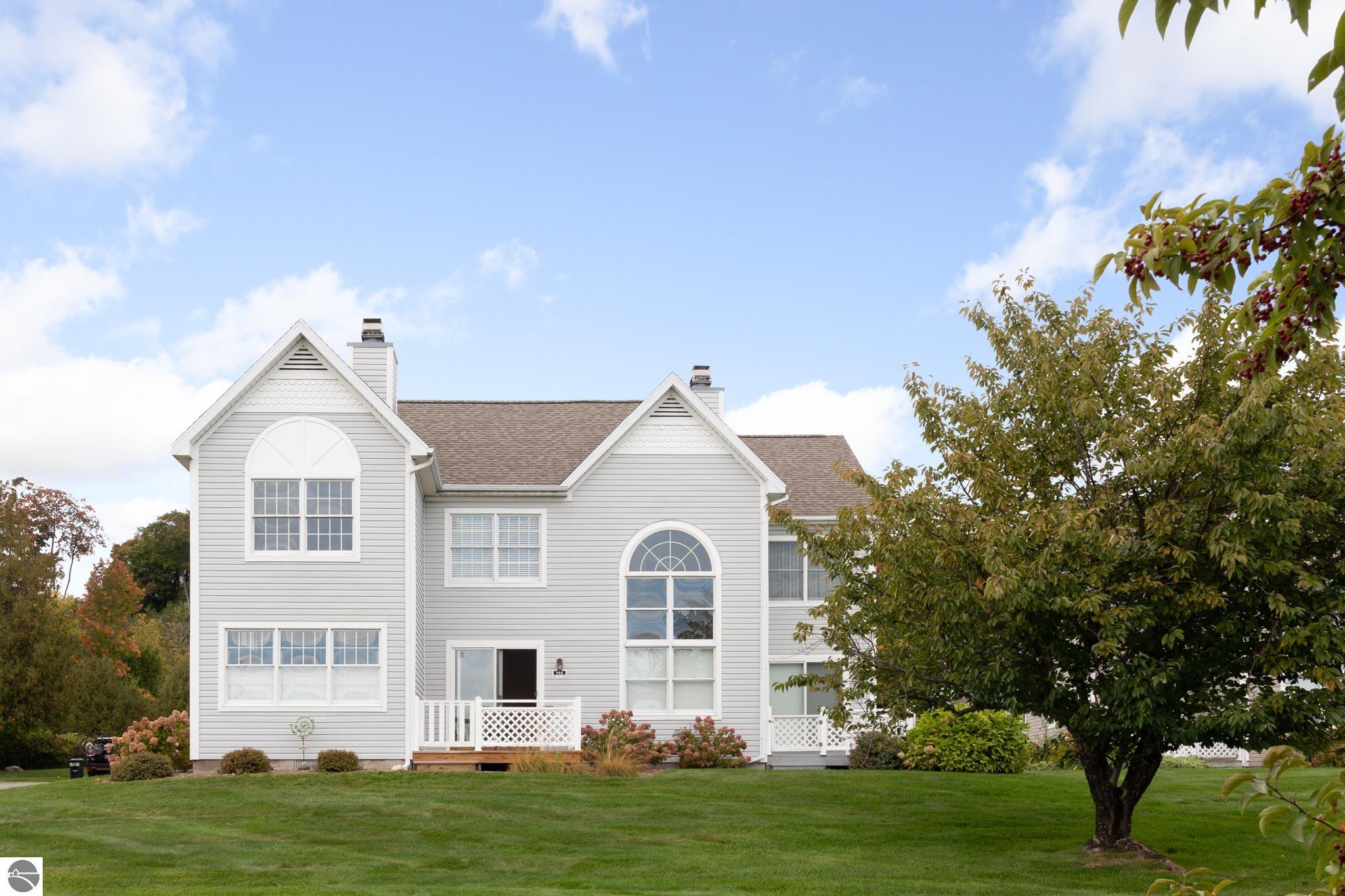 755 N Deer Path Trail
