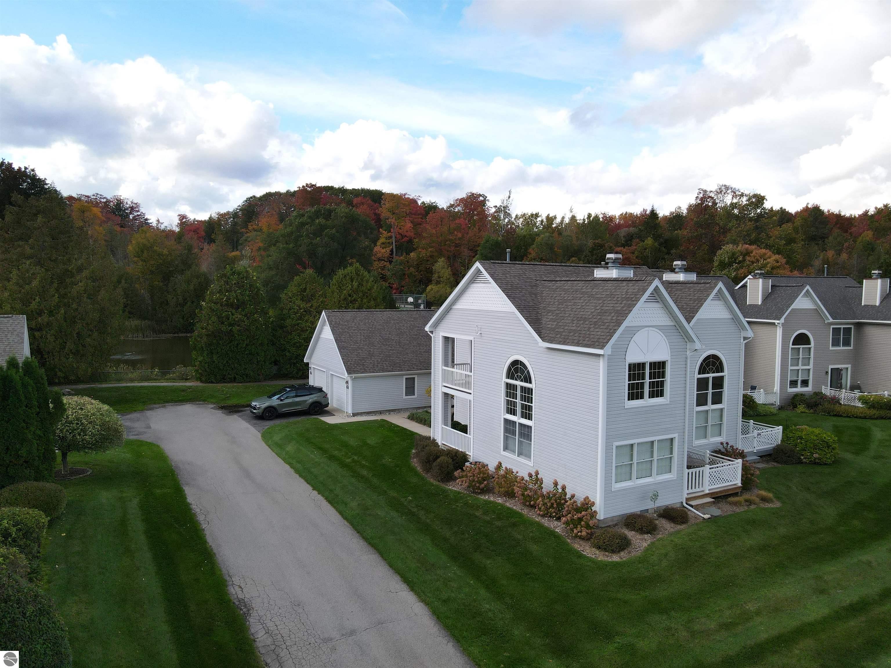 755 N Deer Path Trail