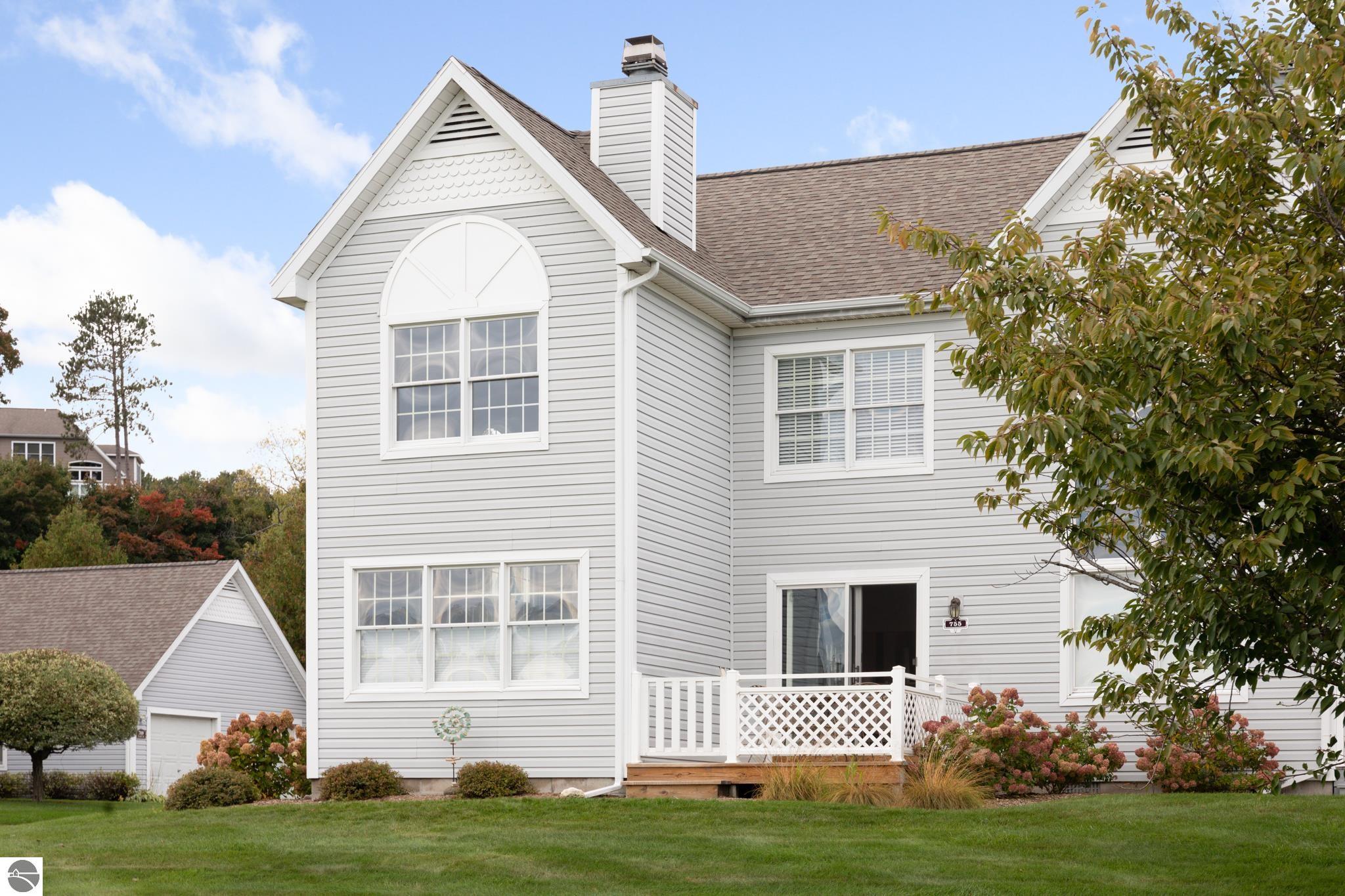 755 N Deer Path Trail