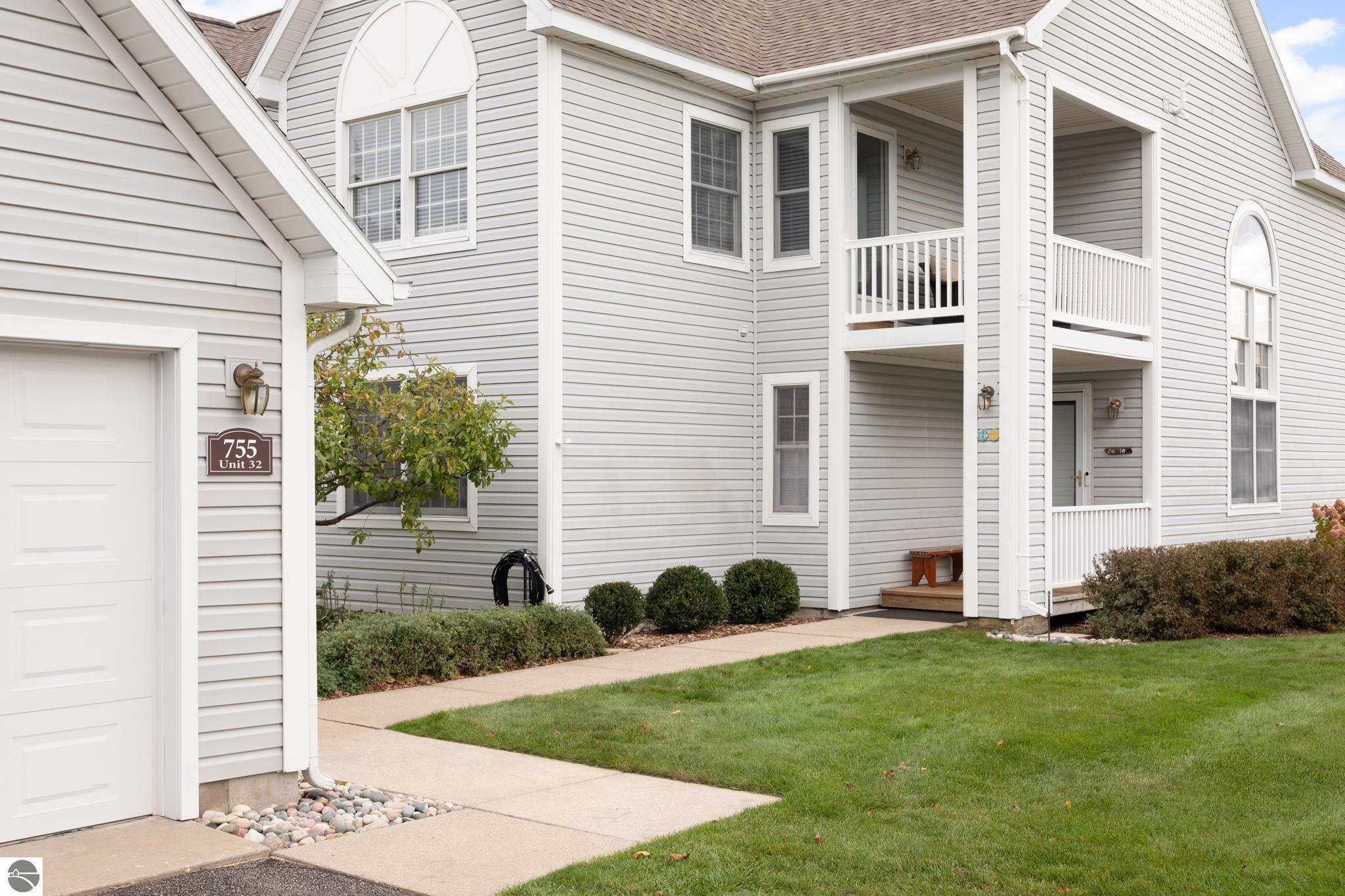 755 N Deer Path Trail