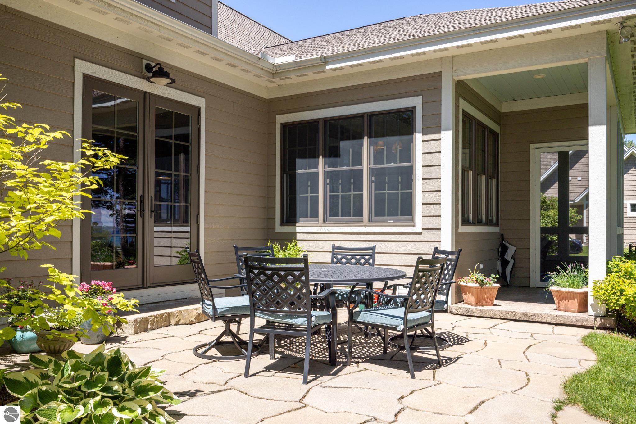 5552 S Spyglass Ridge Drive