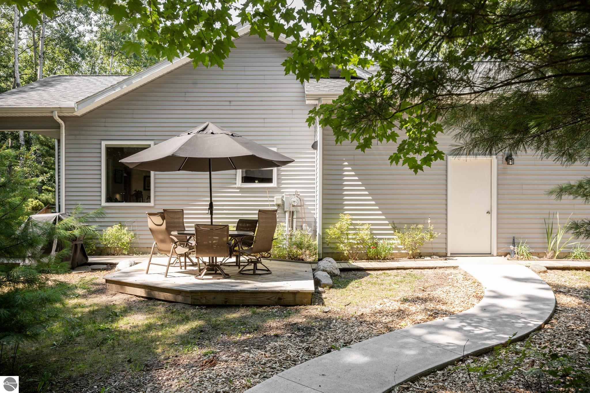 1854 Round Lake Road