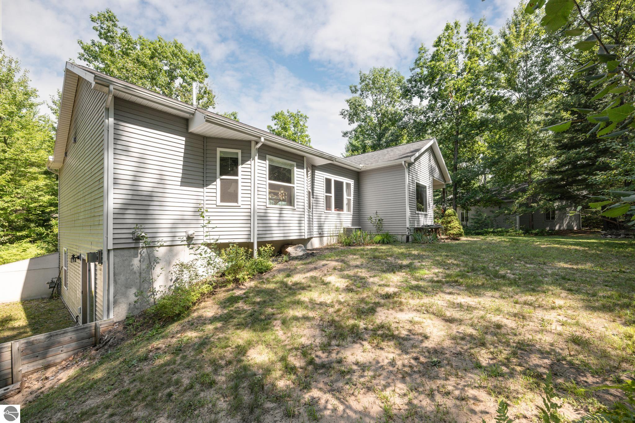 1854 Round Lake Road