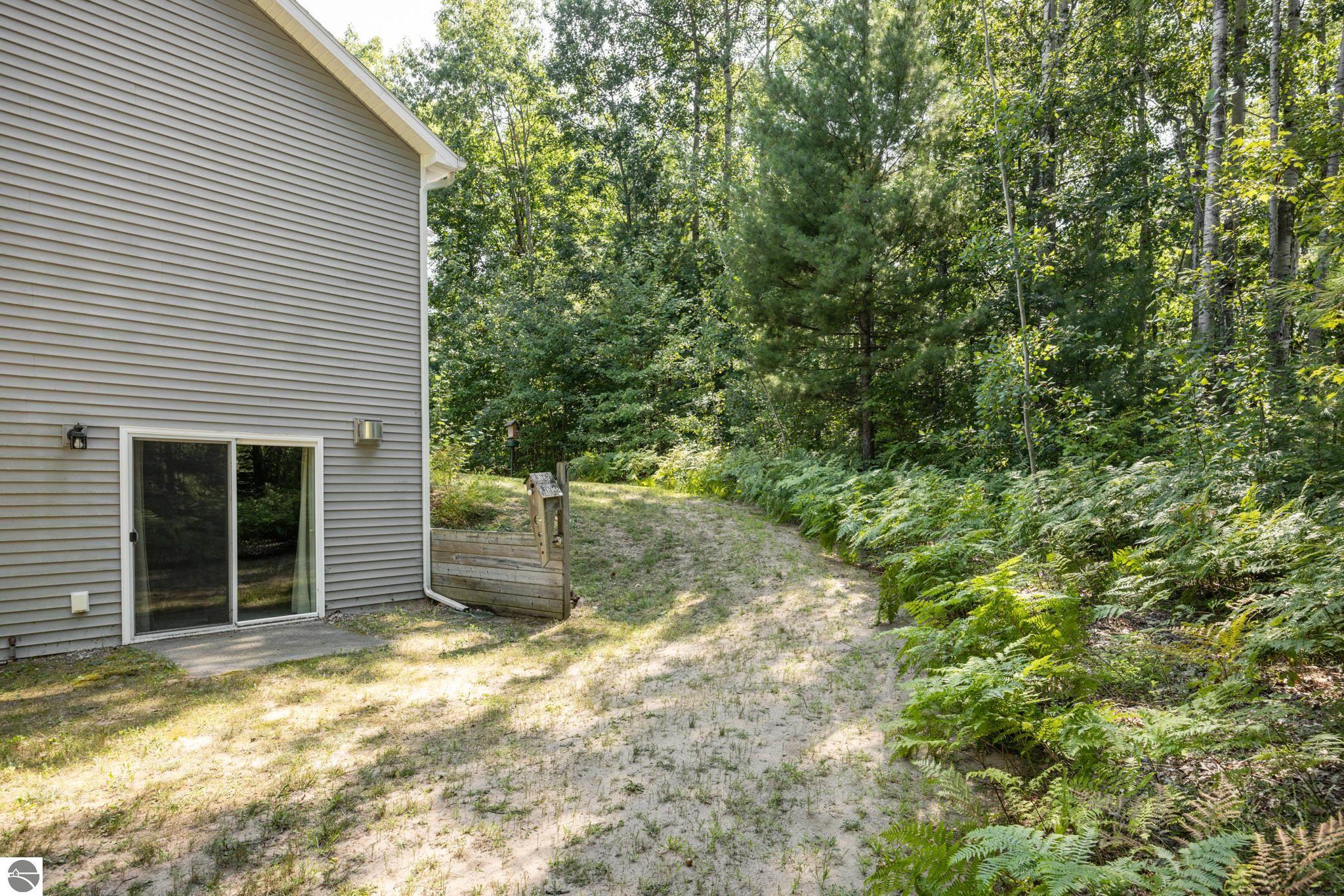 1854 Round Lake Road