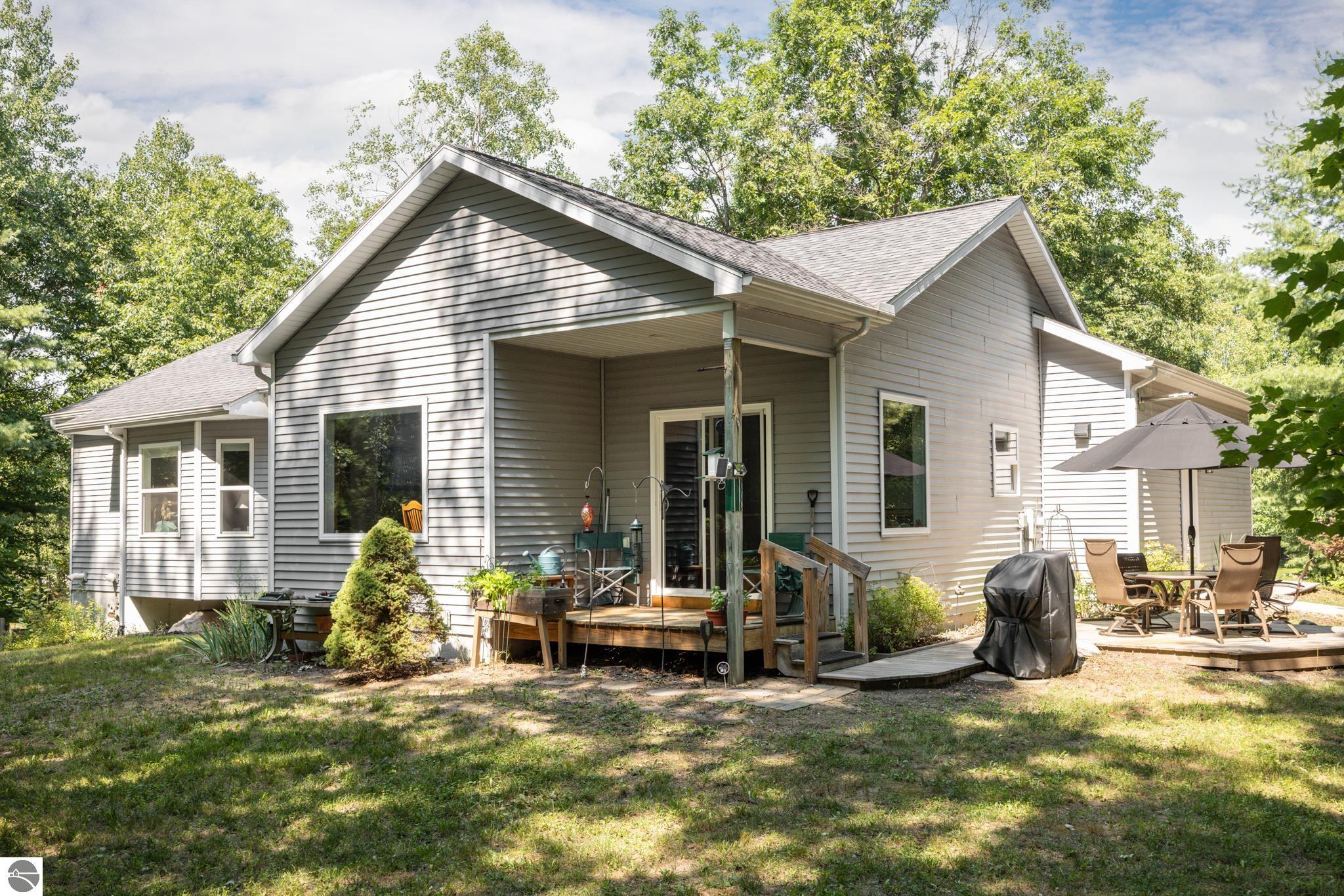 1854 Round Lake Road