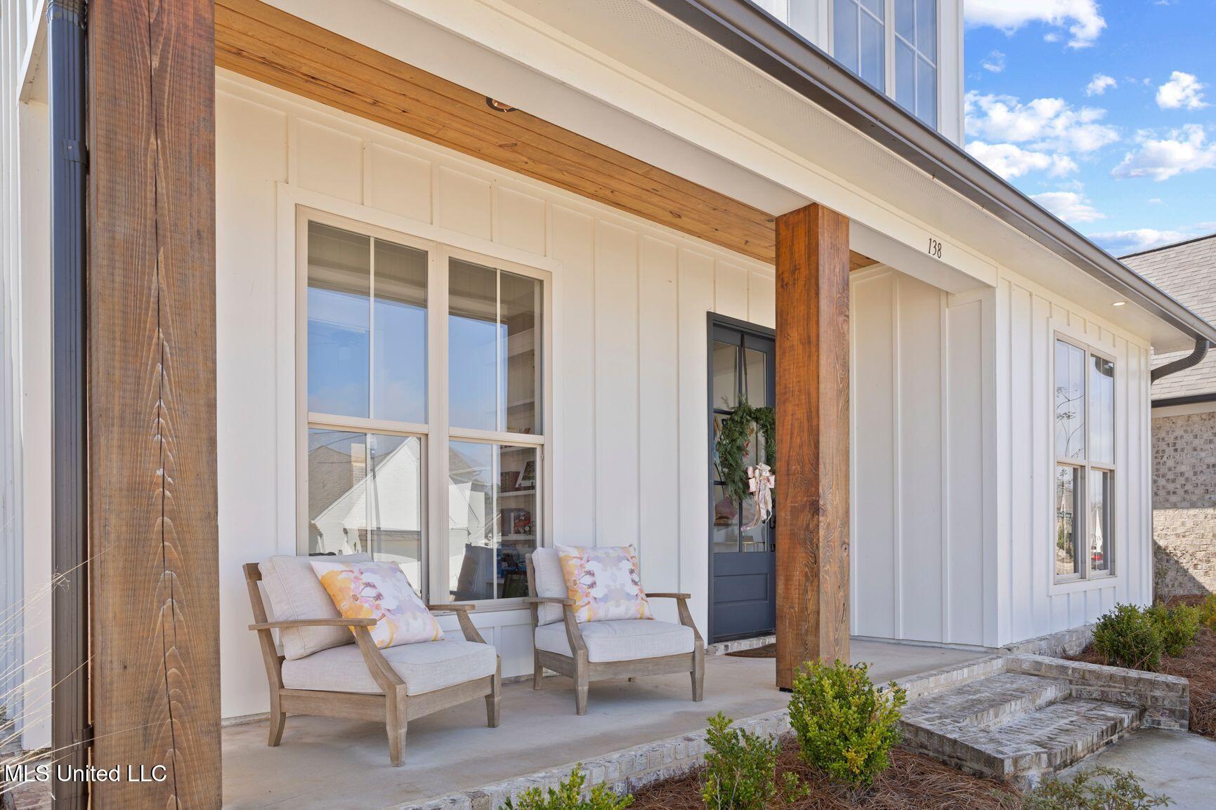 138 Bridgewater Loop