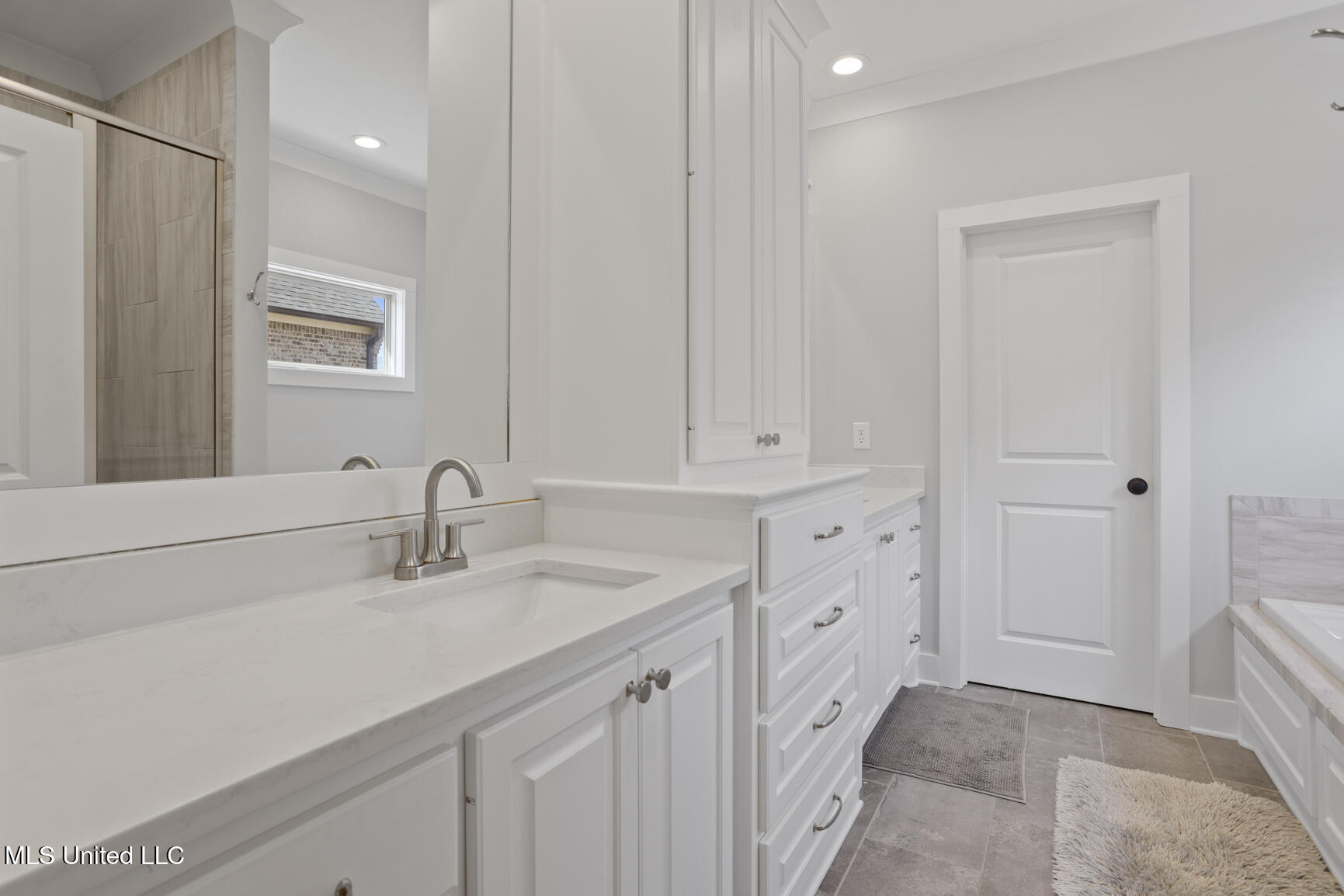 138 Bridgewater Loop
