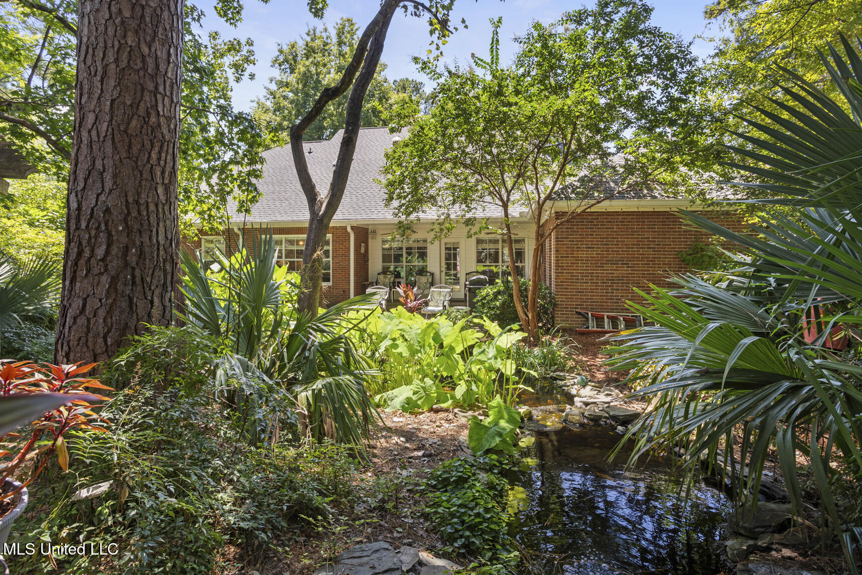 614 Kinsington Court