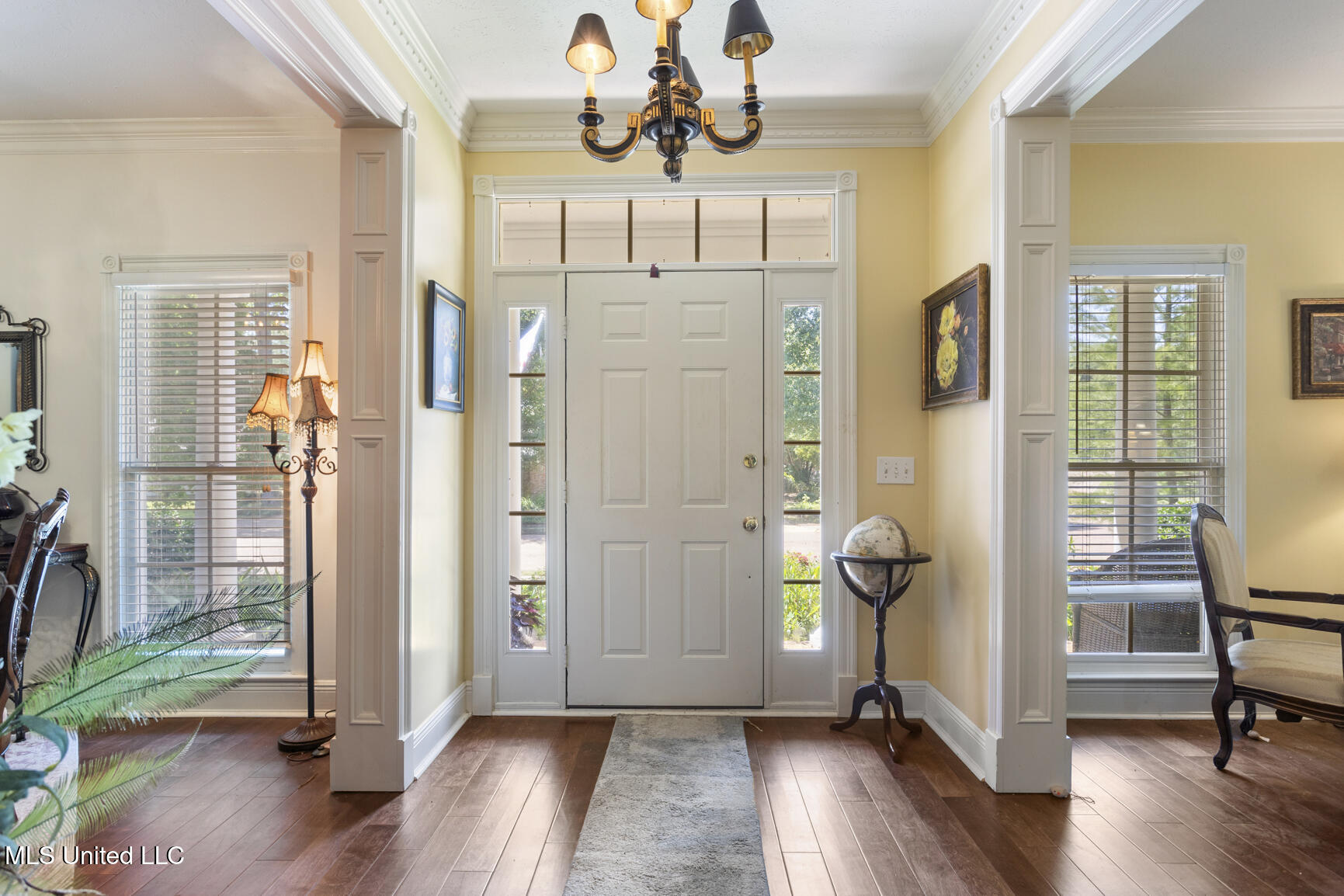 614 Kinsington Court