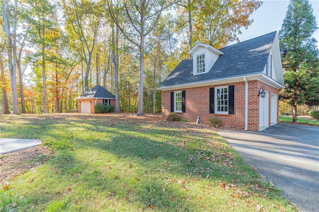200 Amber Lane