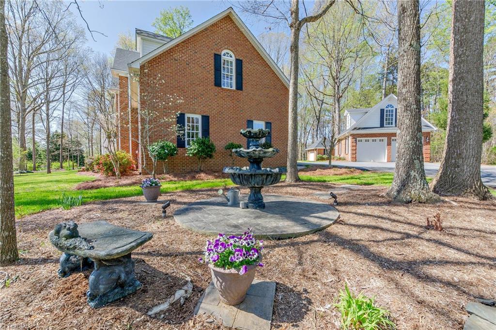 200 Amber Lane