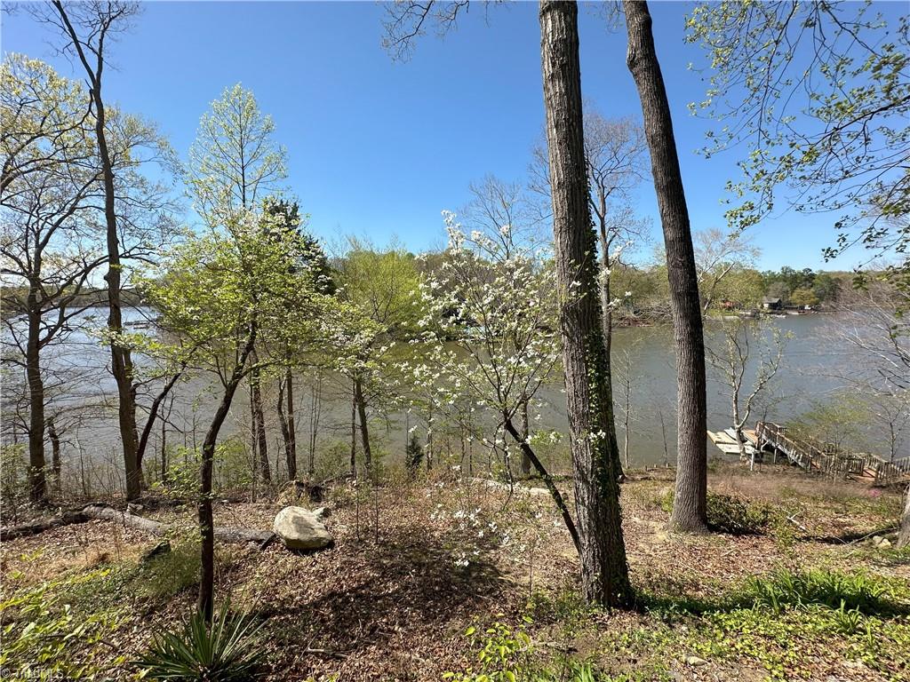 830 Lake Drive 9