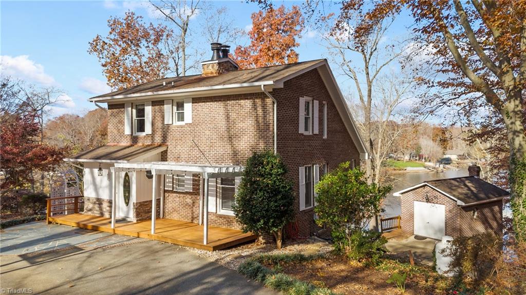 830 Lake Drive 9