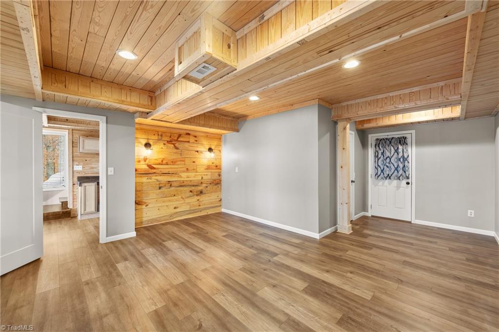830 Lake Drive 9