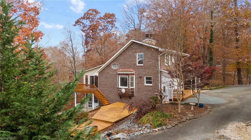 830 Lake Drive 9