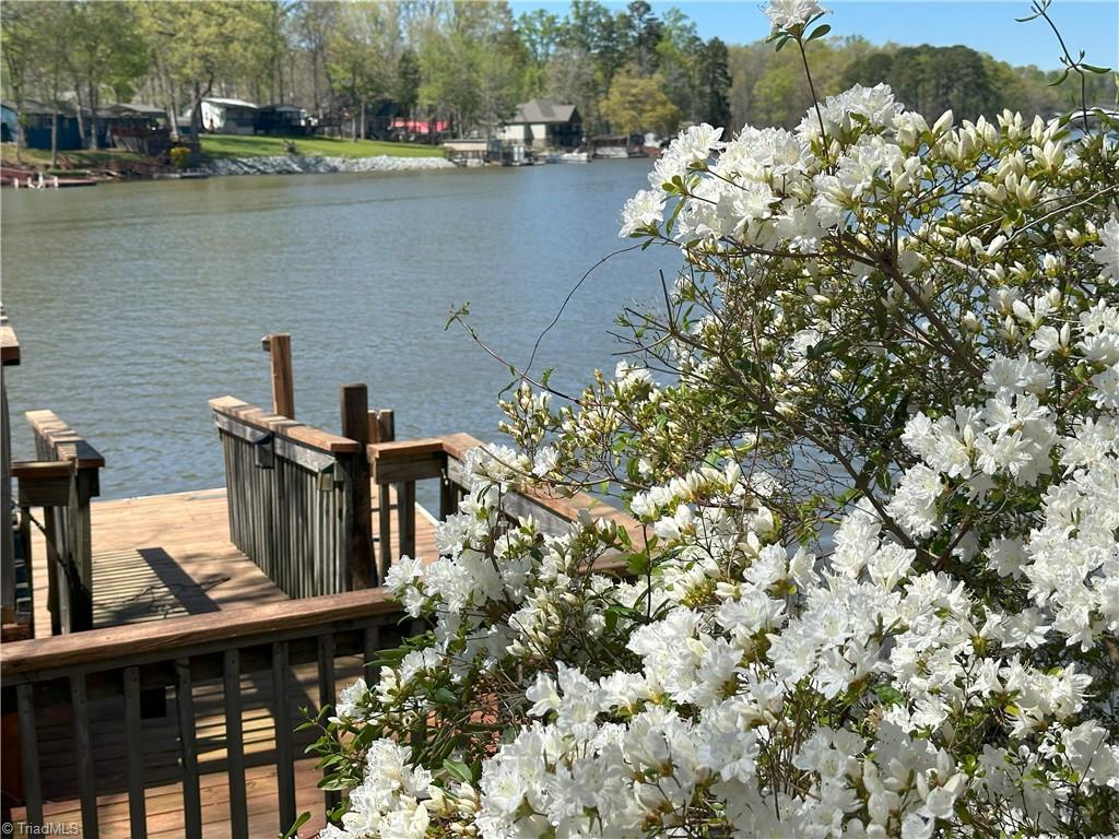 830 Lake Drive 9