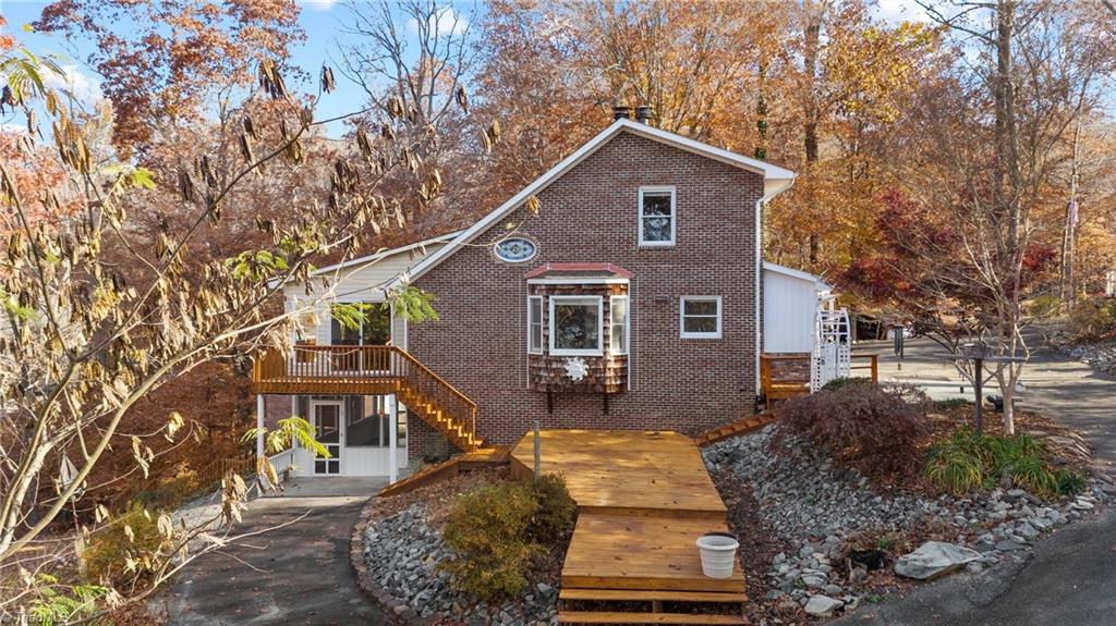 830 Lake Drive 9