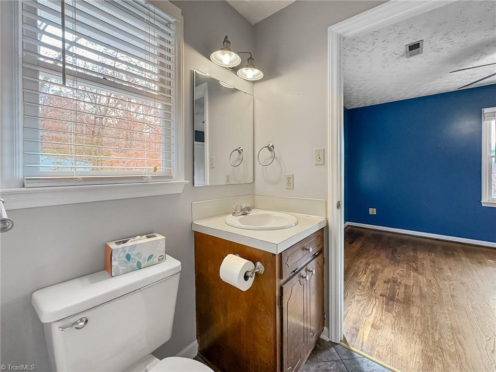 830 Lake Drive 9