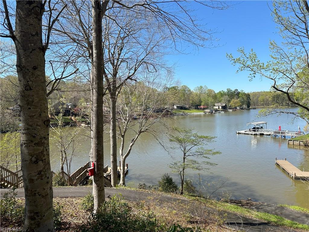 830 Lake Drive 9