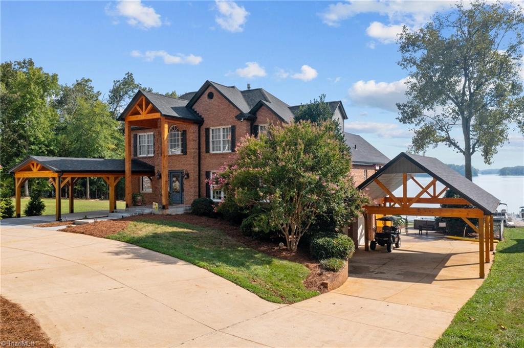 1635 Waterford Pointe Road