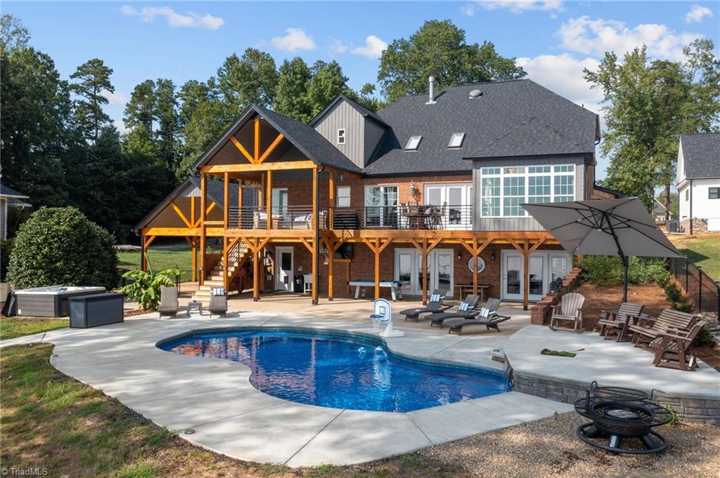 1635 Waterford Pointe Road