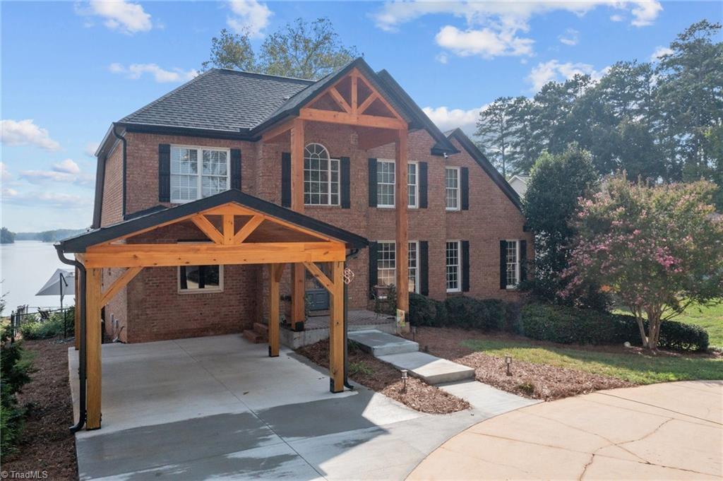 1635 Waterford Pointe Road