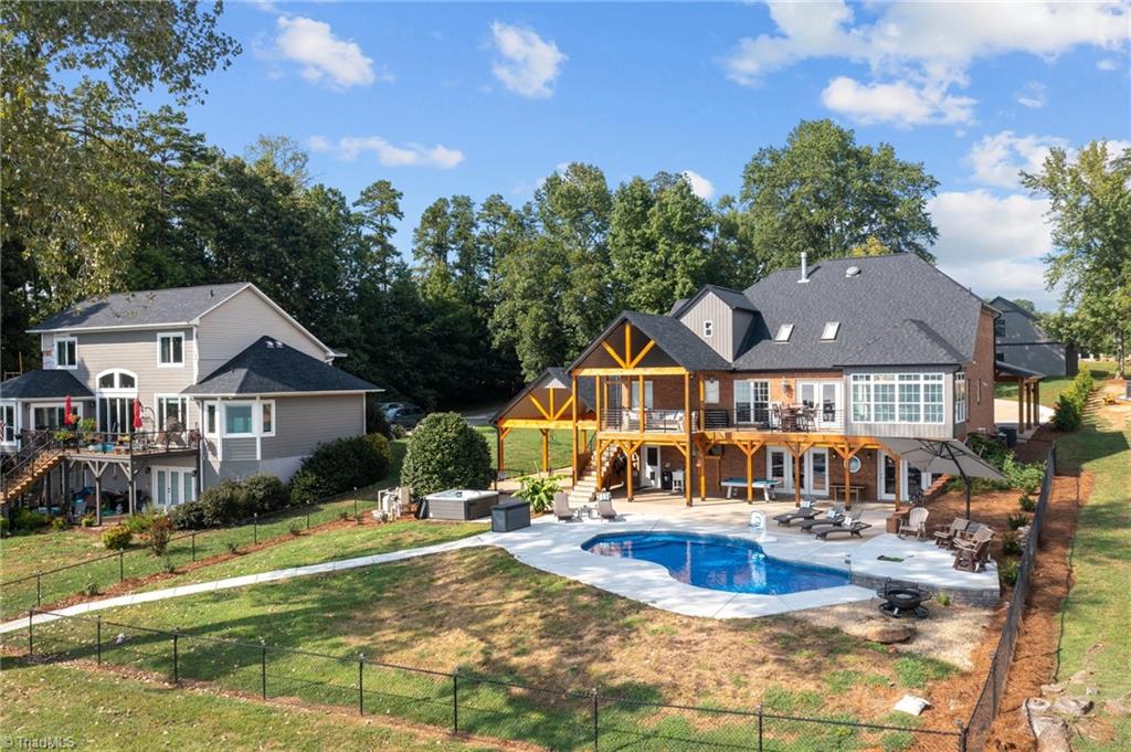 1635 Waterford Pointe Road