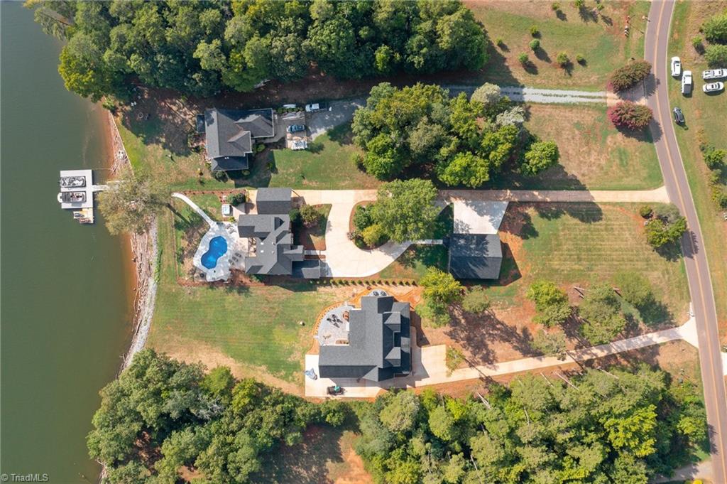 1635 Waterford Pointe Road